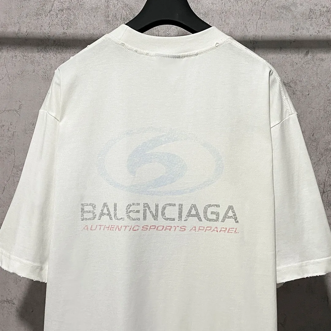 🅿️160 9132# Actual pictures Top version [[BALENCIA*GA] official website quality Paris new blur surfing LOGO pattern printed short-sleeved T-shirt OS version Loose dropped shoulders Unisex style Fabric: 260 grams 100% cotton double yarn Process: front and back printing Garment wash worn distressed fixed color Color: white Size: XS S M L