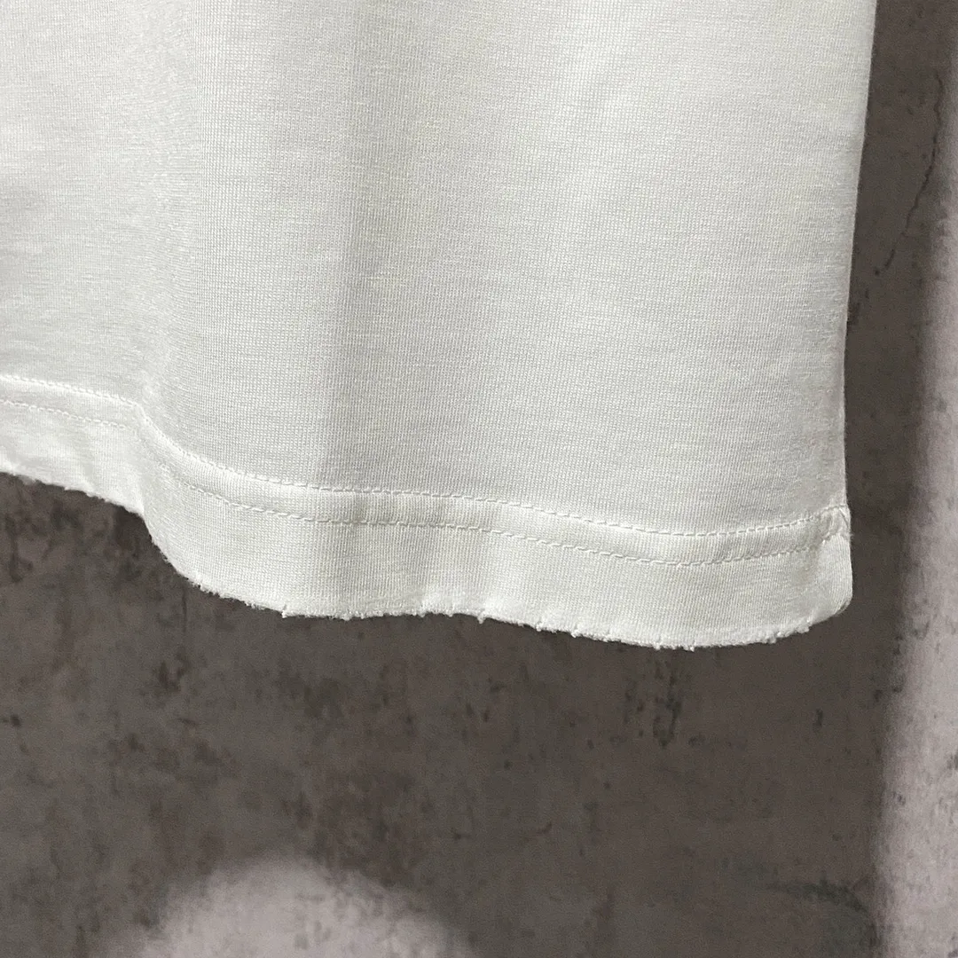 🅿️160 9132# Actual pictures Top version [[BALENCIA*GA] official website quality Paris new blur surfing LOGO pattern printed short-sleeved T-shirt OS version Loose dropped shoulders Unisex style Fabric: 260 grams 100% cotton double yarn Process: front and back printing Garment wash worn distressed fixed color Color: white Size: XS S M L