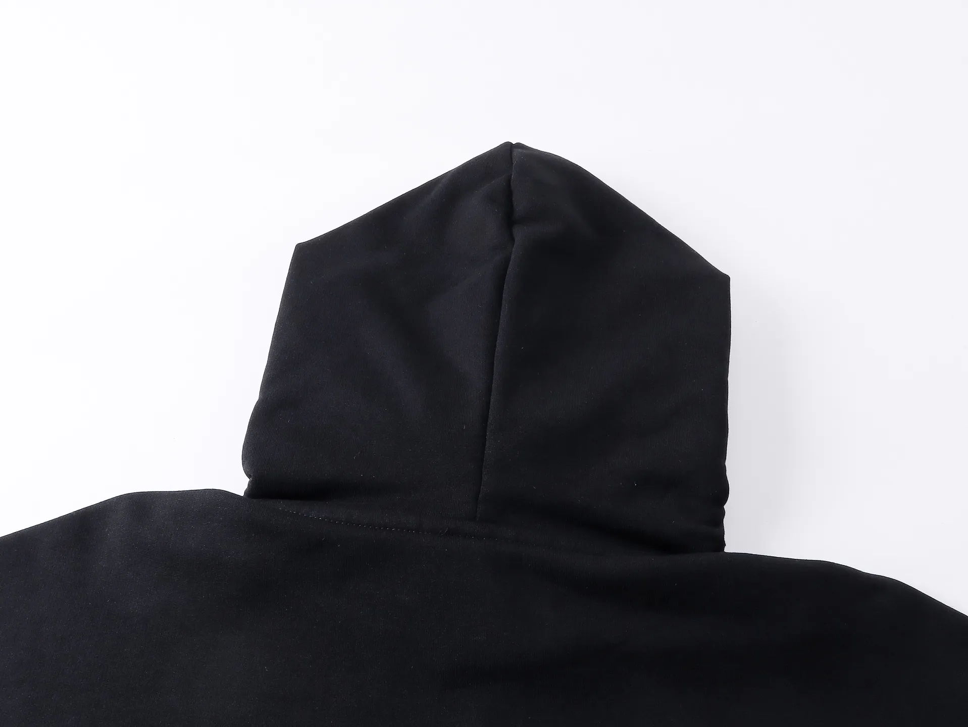 🅿️360 BALENCI*GA Paris' latest Balenciaxx art multi-branded hooded long-sleeved sweatshirt. The front printing uses imported environmentally friendly offset printing. The effect is three-dimensional. Exclusively woven and dyed 460g fabric. Threads are dyed in the same vat with zero color difference. Brick cabinet synchronization. Welcome to compare. Same style for men and women -Color: black white -SIZE: Xs S M L Style No. 8957#