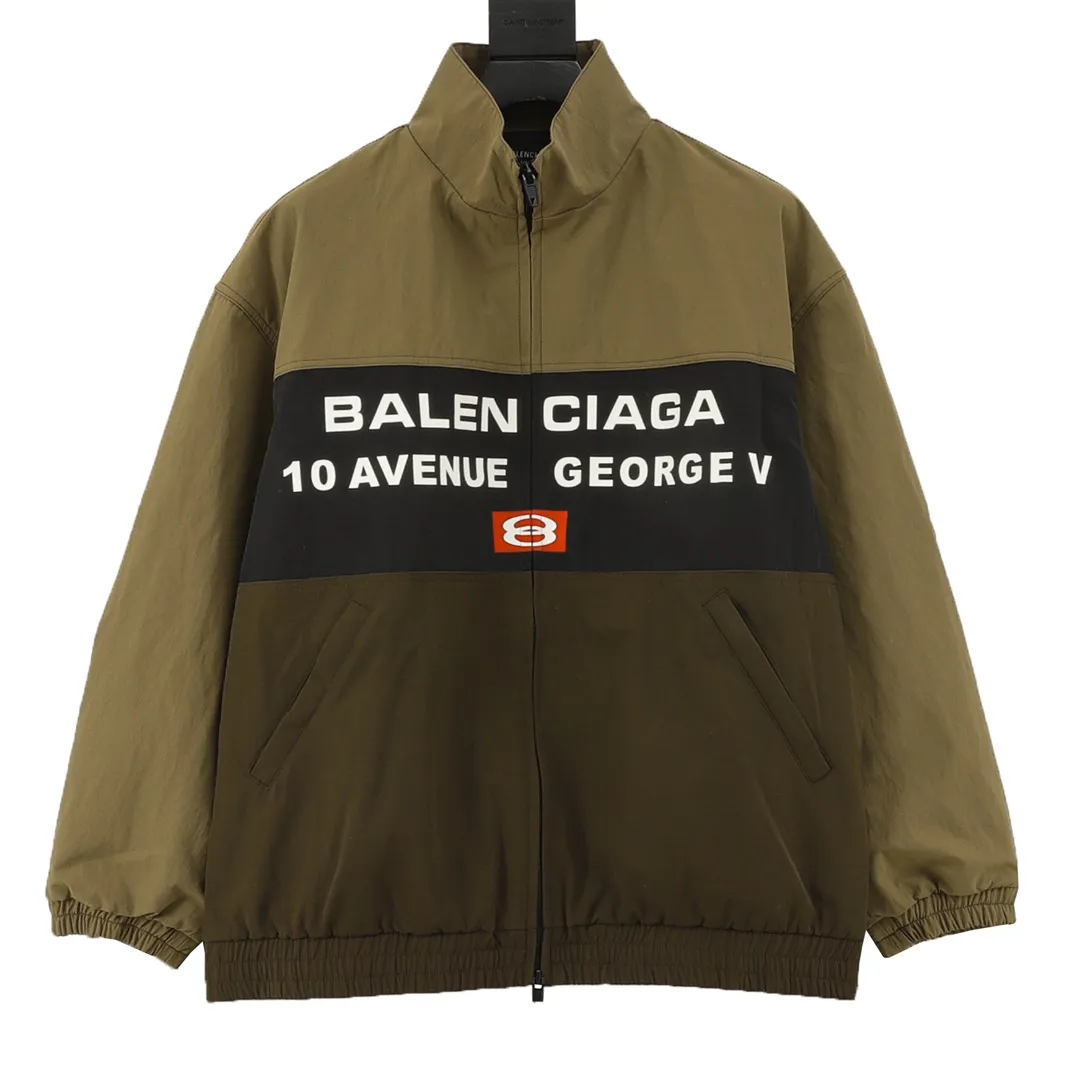 P🅿️620 Balenciaga/Balenciaga three-color double-ring printed stand-up collar jacket. It is made of custom-made matt Taslan professional fabrics, with three-proof coating process, Teflon anti-fouling treatment, anti-oil stains and easy to clean. Polyester high-density bird's-eye mesh lining, three-dimensional circulation breathable structure, quick moisture export, anti-static treatment, more comfortable to wear in autumn and winter, imported environmentally friendly glue screen printing, custom hardware zipper double puller LOGO, custom accessories three labels Size: XS-L