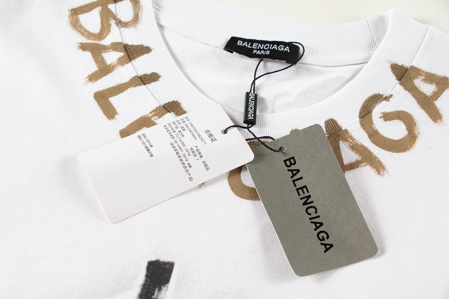 🅿️170 Style: 2026 new Balenciaga hand-painted short-sleeved T-shirt Material: High version 300g double yarn combed cotton Size: S～XL Color: White Style number: H0101