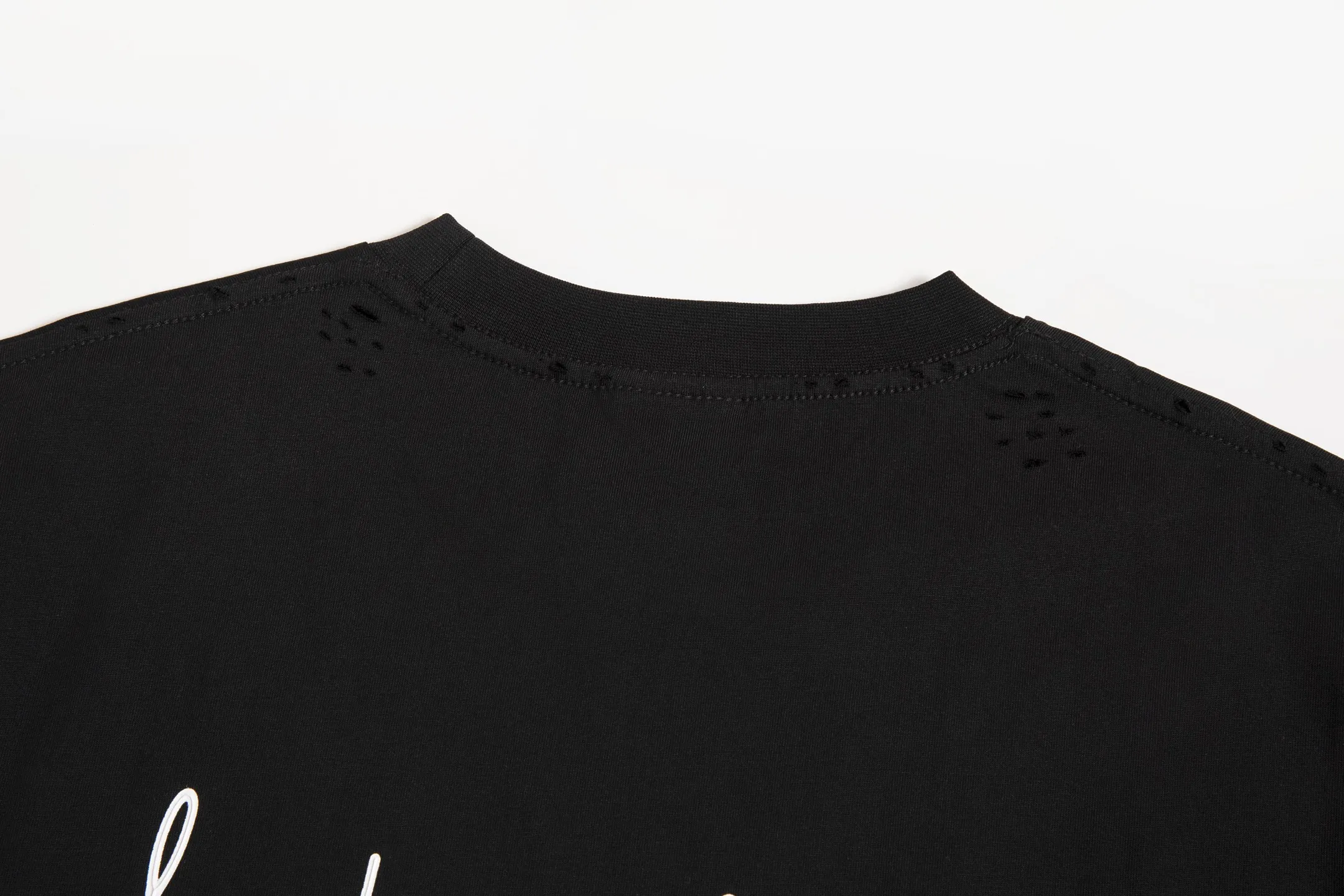 🅿️180 9159# Detailed picture Top version [[BALENCIA*GA] official website quality Paris's new Chinese Valentine's Day limited love LOGO printed short-sleeved T-shirt OS version Loose dropped shoulders Unisex style Fabric: 280 grams 100% cotton double yarn (three washing processes) Process: front and rear panel printing Garment wash Frayed Distressed Shape solid Color: Black Pink Size: XS S M L