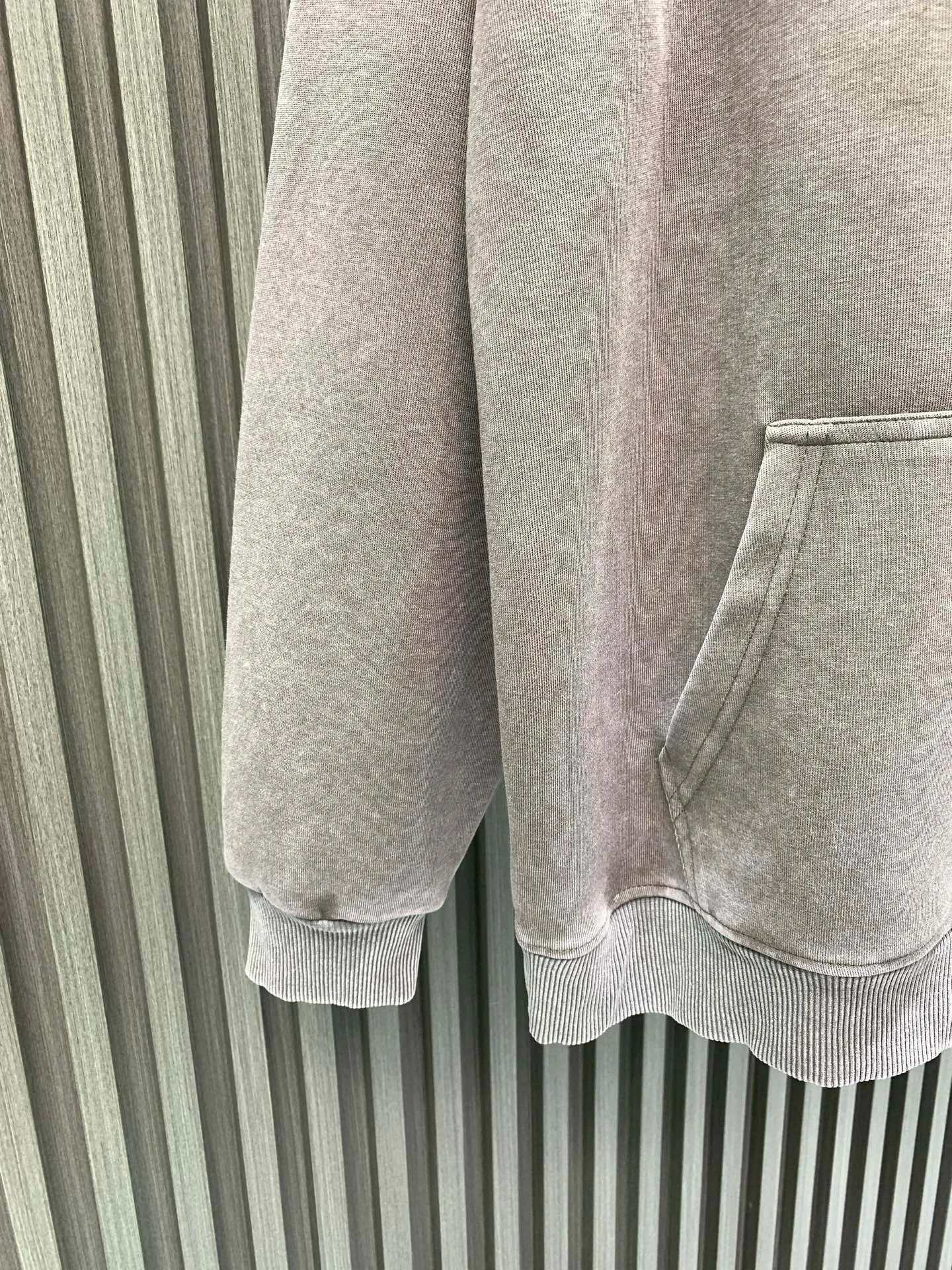 🅿️310 gray