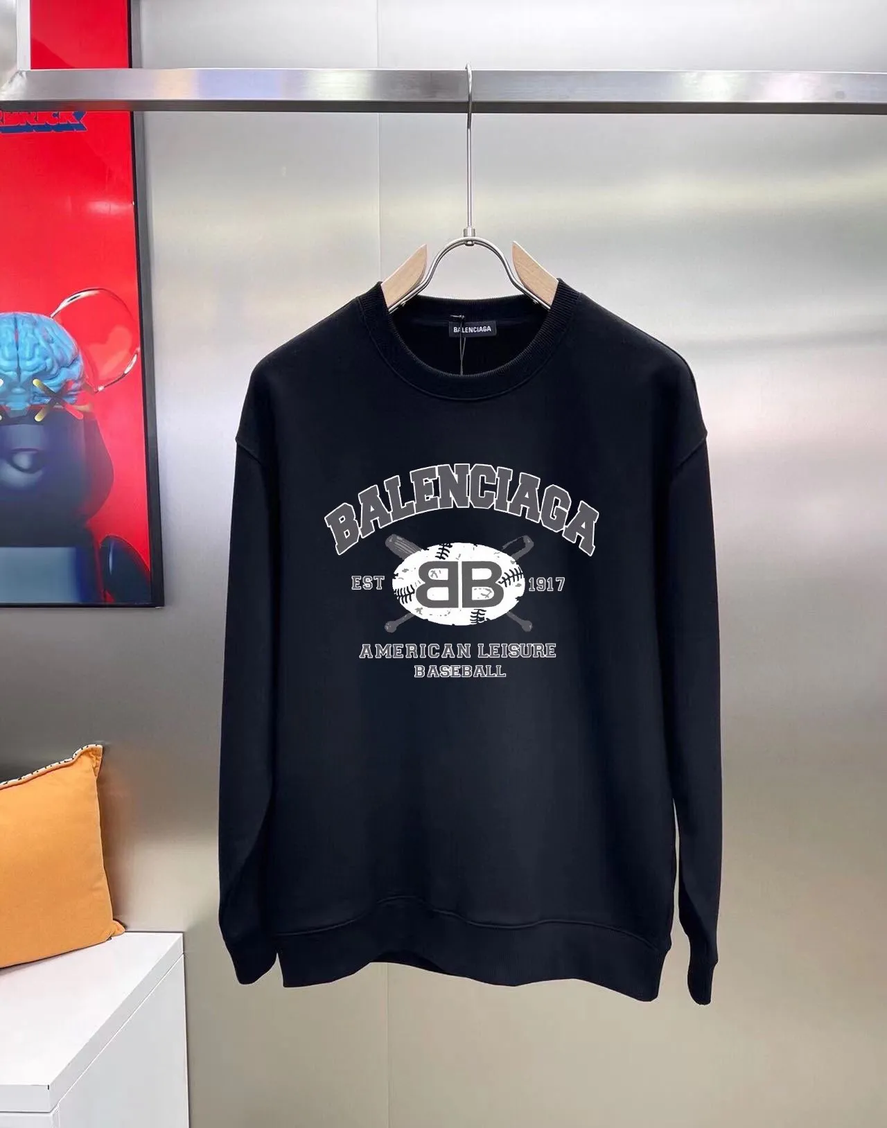 🅿️380 [BALENCIAGA] (Gospel for fat people) hot-selling suit is coming. Focus on the original version of the official website. 2025 new hot-selling sweatshirt suit. The original order is the best. 🇭🇰The meticulous work of top designers is dedicated to a fitting and perfect upper body effect. 100% natural high-quality Roman cotton, close-fitting comfort, noble and elegant! Original hardware embodies elegance and nobility! Counter size: M-5XL (maximum wear up to 220 pounds)