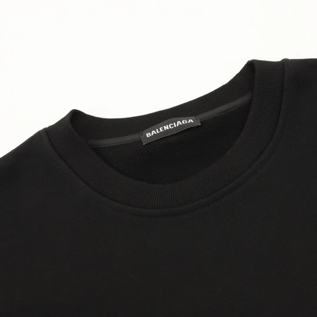 🅿️500 Balenciag 25FW round neck sweatshirt with small letters, 480g high-grade combed cotton fabric, counter collar label, purchasing grade white thick plate hang tag, original hanging grain, three-dimensional foam printing on the front and back, strong layering, same style for men and women, couple style, oversize version, loose size: S-XL