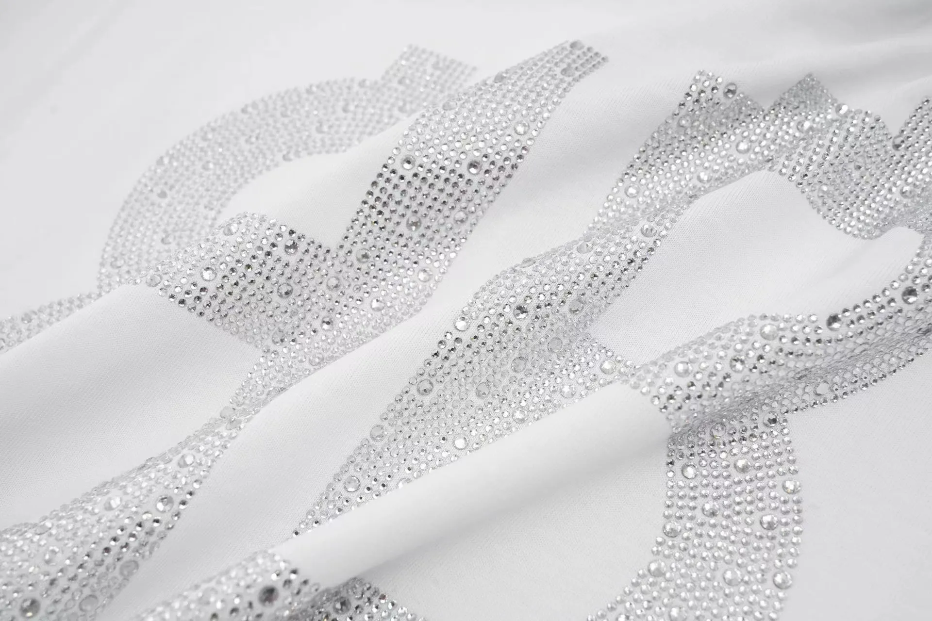 🅿️160 Style: 2026 new Balenciaga hot diamond short-sleeved T-shirt Material: Made of active colored diamond high version 300g double yarn combed cotton Size: S～XL Color: White Style number: F3020