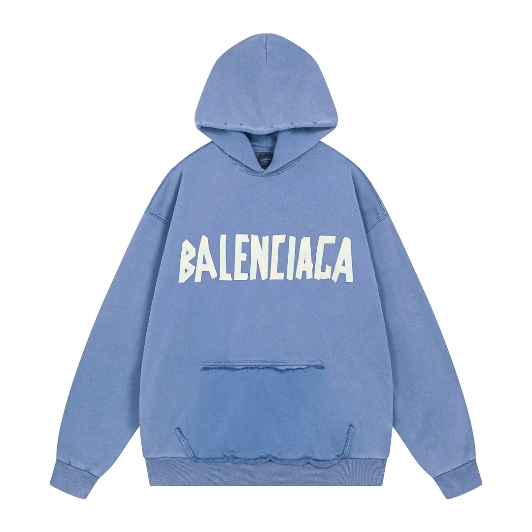 🅿️390 real photos [Top version. Official website quality] BALENCI*GA/Paris. 23ss latest classic hot model. Purchase the original board at the first time. Color. Printing. Washing. Production and authenticity. Wrong version in Jubie market. Welcome to compare. Tape direct printing. Ready-to-wear hooded sweatshirt washed and worn twice. The brick cabinet is synchronized. The fabric is made of Paris ZP custom-woven and dyed cotton sweatshirt. The weight is 450 grams. The cloth surface is clean. The cloth pattern is clear, soft and comfortable, and the threads are dyed with no color difference. The classic pattern adopts Kornit imported direct injection. The letters are clear and the effect is three-dimensional. Restored brick cabinet. The garments were washed and aged, and polished by many hands. Produced by ultra-heavy craftsmanship, special market currency. Note⚠️ZP fabric is made of fine-grained yarn. Pay attention to the big difference! Welcome to compare! The version adopts OS loose shoulder version. The same style for men and women. Code: BL238016 Color: dark gray blue, Paris blue, washed black, burgundy, fluorescent yellow, green, floral gray, sky blue, khaki Size: XS S M L