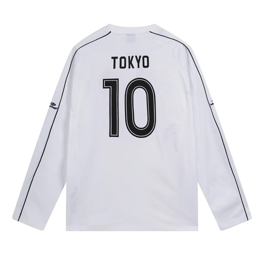 🅿️300 real photos [Top version. Official website quality] BALENCI*GA/Paris new model. Co-branded football sportswear LOGO embroidered printed long-sleeved T-shirt # The whole piece of clothing is stitched with multiple stitching edges. The craftsmanship is extremely complex and the market currency is very different. Welcome to compare 🆚. The fabric is made of Paris ZP custom-woven and dyed cotton double yarn. Weighing 260 grams, the cloth surface is clean. The cloth pattern is clear, soft and comfortable. The threads are dyed with no color difference. The classic pattern embroidery is embroidered by Tajima imported embroidery machine, and the printing uses imported glue. The letters are clear, three-dimensional and without burrs. Jubie market produces pictures based on pictures. Welcome to compare. The version adopts OS loose shoulder design. Same style for men and women. Code: BL225036 Color: black, white, pink, red, fluorescent yellow Size: XS S M L