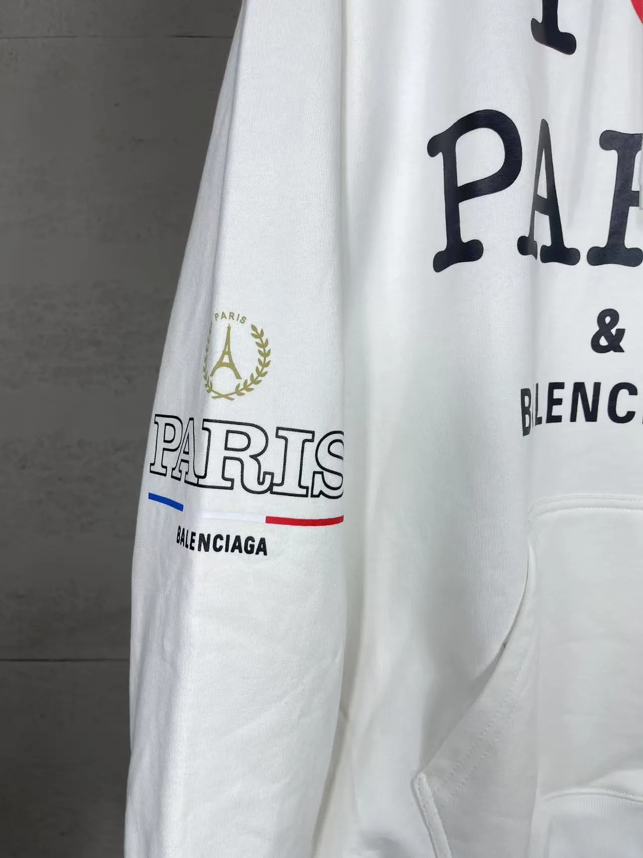 🅿️330 real photos [Top version. Official website quality] BALENCI*GA/Paris. SS25 latest model, Balenciaxx art multi-branded printed hooded sweatshirt. Brick cabinet synchronization. Genuine product developed in the first time, happy to print and compare! The fabric is made of Paris ZP custom-woven and dyed cotton sweatshirt. Weighing 460 grams, the cloth surface is clean. The cloth pattern is clear, soft and comfortable. The threads are dyed with no color difference. The printing uses environmentally friendly imported materials. The letters are clear and the effect is three-dimensional. The version adopts OS loose shoulder design. Same style for men and women. Code: BL258962 Color:: black, white Size: XS S M L