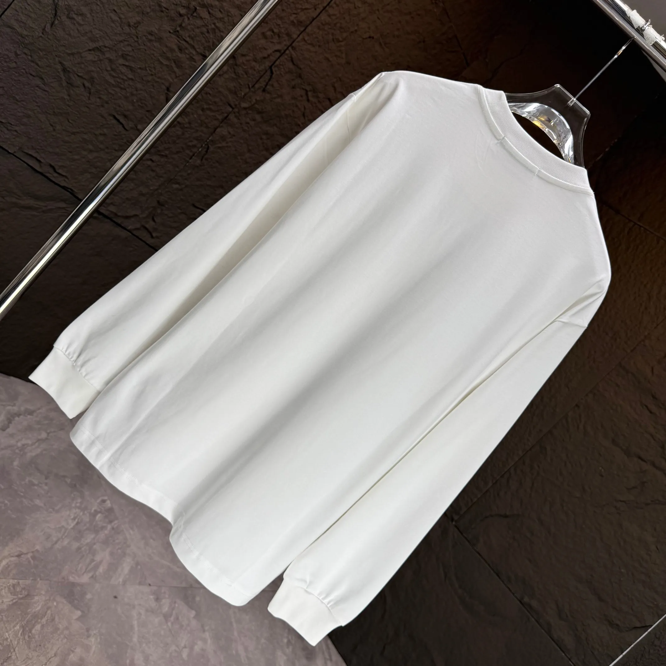🅿️240 BALENC* Paris* 2025 autumn and winter new thick long-sleeved T-shirt 320g pure cotton letter logo three-dimensional silicone Color: Black White Angora Red Size: S M L XL