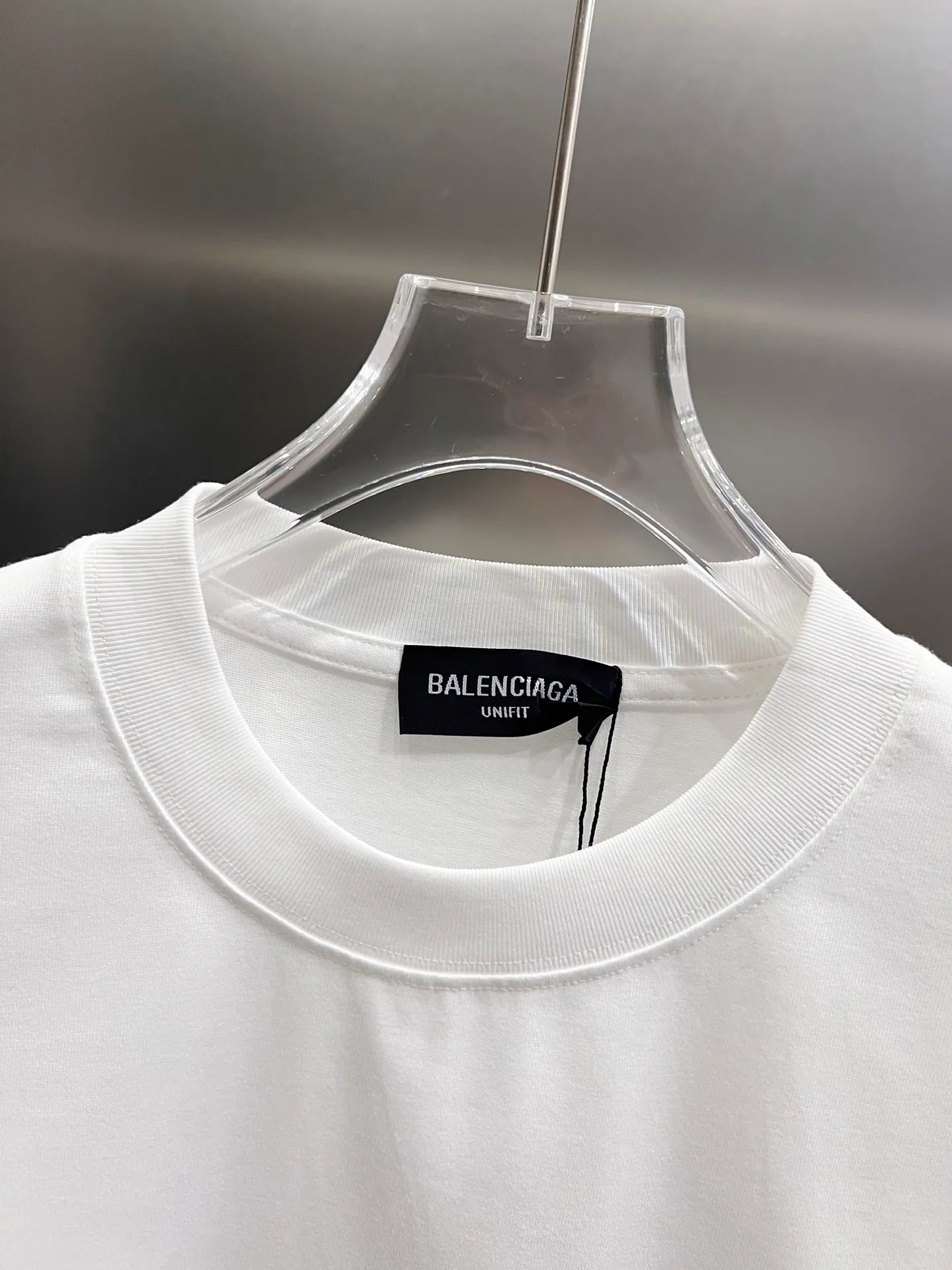 🅿️190 BAL Balenciaga 2025 autumn and winter new short-sleeved T-shirt, classic logo printing + hot diamond process, same style for men and women, loose version, S M L XL XXL, five sizes, color: black, white, Angora red