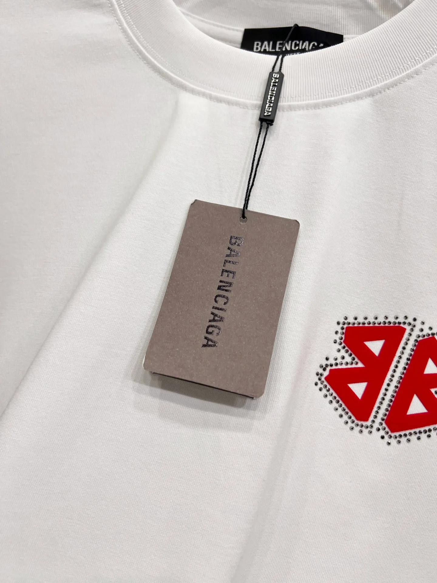 🅿️190 BAL Balenciaga 2025 autumn and winter new short-sleeved T-shirt, classic logo printing + hot diamond process, same style for men and women, loose version, S M L XL XXL, five sizes, color: black, white, Angora red
