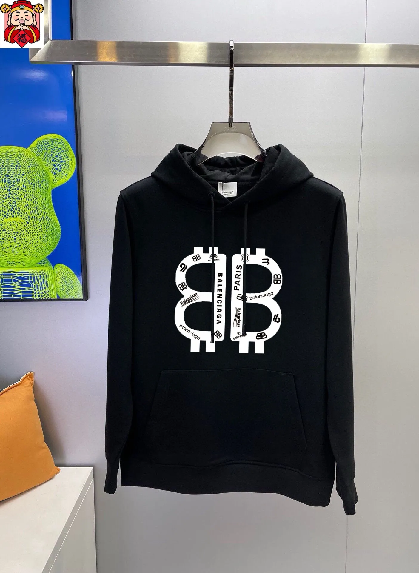 🅿️400 [BALENCIAGA] (Good news for fat people) hot-selling suit is coming. Focus on the original version of the official website. 2025 new hot-selling cardigan and sweatshirt suit. The original order is hard to buy🇭🇰. It is the meticulous work of top designers. It has a fitting and perfect upper body effect. 100% natural high-quality Roman cotton, close-fitting comfort, noble and elegant! Original hardware embodies elegance and nobility! Counter size: M-5XL (maximum wear up to 220 pounds)