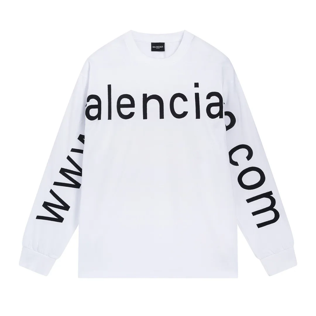 🅿️250 Actual pictures [Top version. Official website quality] BALENCI*GA/Paris BALENCI*GA#2024 latest model, Paris website embroidered letters large LOGO long-sleeved T-shirt. Brick cabinet sync. The first genuine product was developed, with over 200,000 stitches of counter-position embroidery on the chest. Notice! ️Full letter embroidery, welcome to compare! The fabric is made of Paris ZP custom-woven and dyed 100% cotton double-yarn compact cotton. The weight is 260 grams. The cloth surface is clean. The cloth pattern is clear. It is soft and comfortable. It has good color fastness and is not easy to change color. The threads are woven and dyed with no color difference. The embroidery is done using imported Tajima embroidery machines. Super 20W needle thread embroidery, accurate positioning, three-dimensional effect, clear lines. No burrs and miscellaneous threads, ultra-high craftsmanship embroidery. The version adopts OS loose shoulder design. Same style for men and women. Code: BL225001 Color: black, white. Size: XS S M L