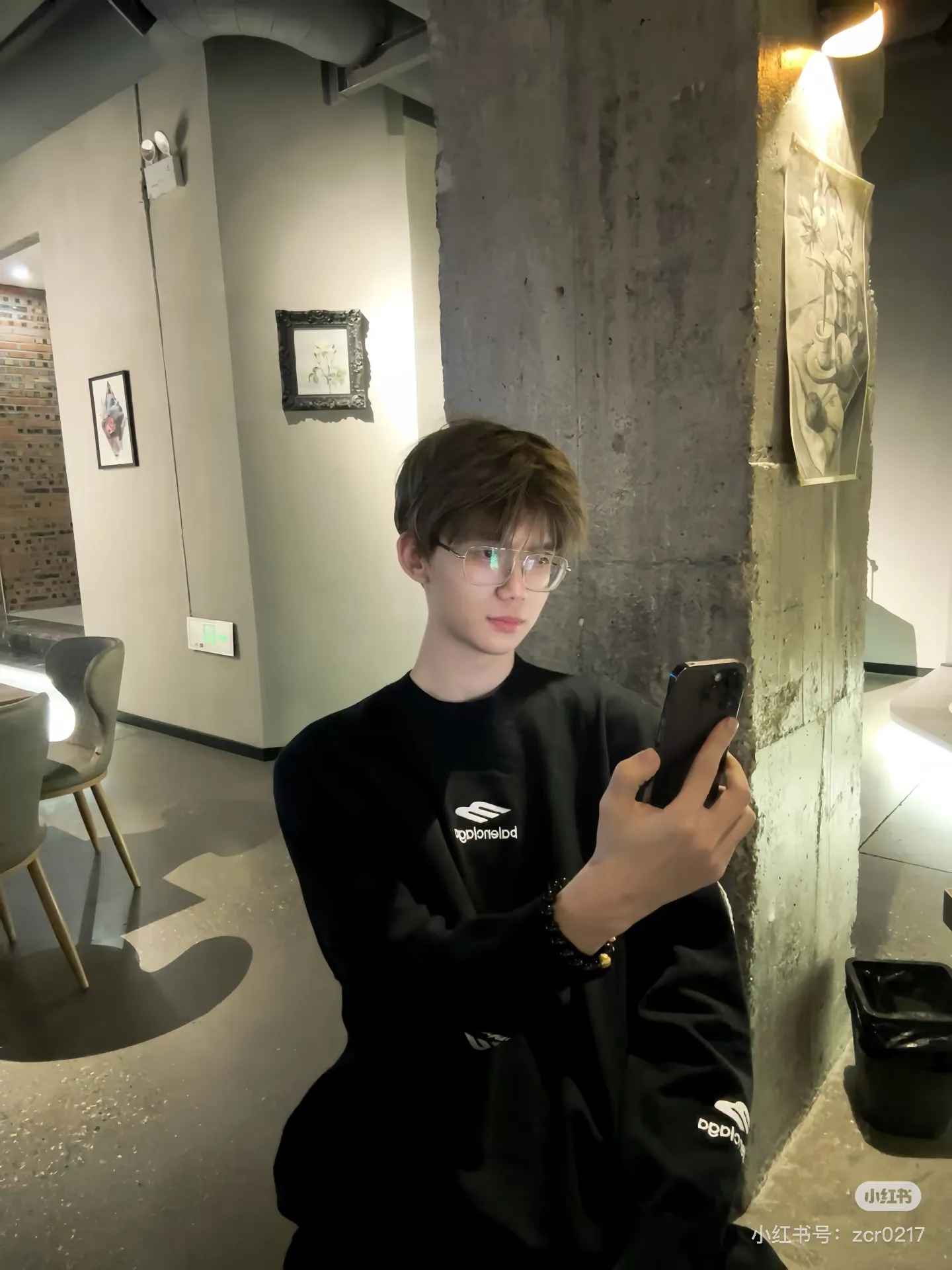 Model picture
