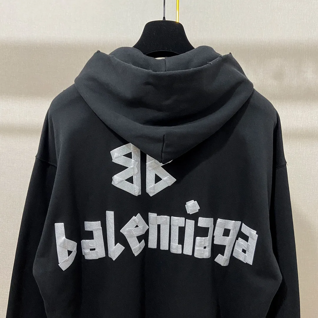 🅿️310 Real photos Top version [BALENCIA*GA] Official website quality Paris new tape series hooded sweatshirt OS version Loose dropped shoulders Unisex style Fabric: 480g 100% cotton terry sweater Technique: Front and back printing Garment wash Worn Distressed Styling Solid color Color: Black blue Off-white Size: XS S M L