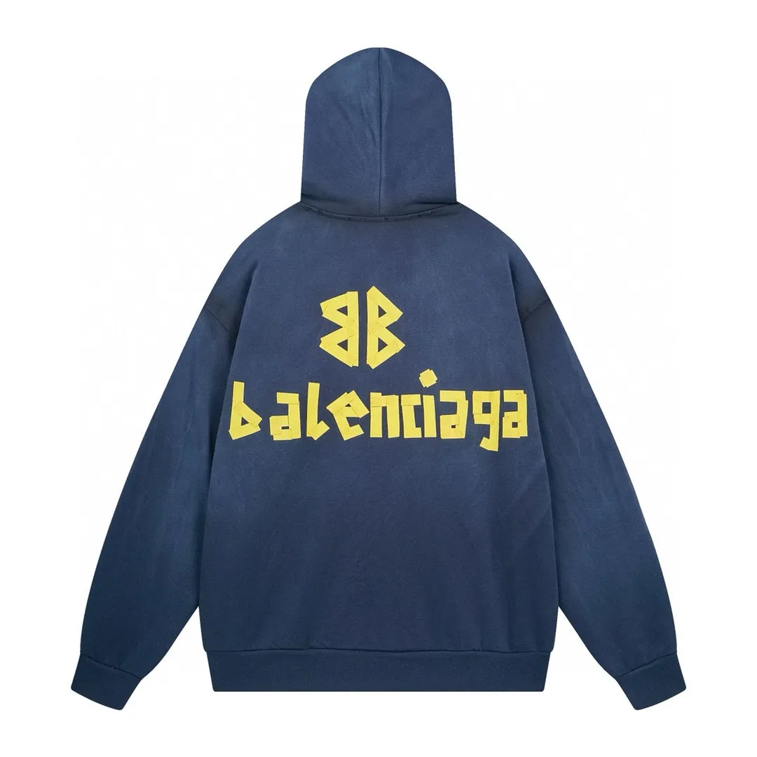 🅿️420 BALENCI*GA 24ss Paris hot-selling tape hooded sweatshirt. The front and back panels are printed with tape direct printing. Many hand-made. The ready-made garments are washed and worn. The cloth surface is clean. The cloth pattern is clear, super heavy work. Soft and comfortable. Exclusively pattern-woven and dyed 450g fabric. The threads are dyed in the same cylinder with zero color difference. Different from the market currency. The version adopts os loose shoulder version. Welcome to compare. Same style for men and women -Color: iron gray blue Paris blue washed black burgundy fluorescent yellow green khaki -SIZE: XS S M L style number 8912#