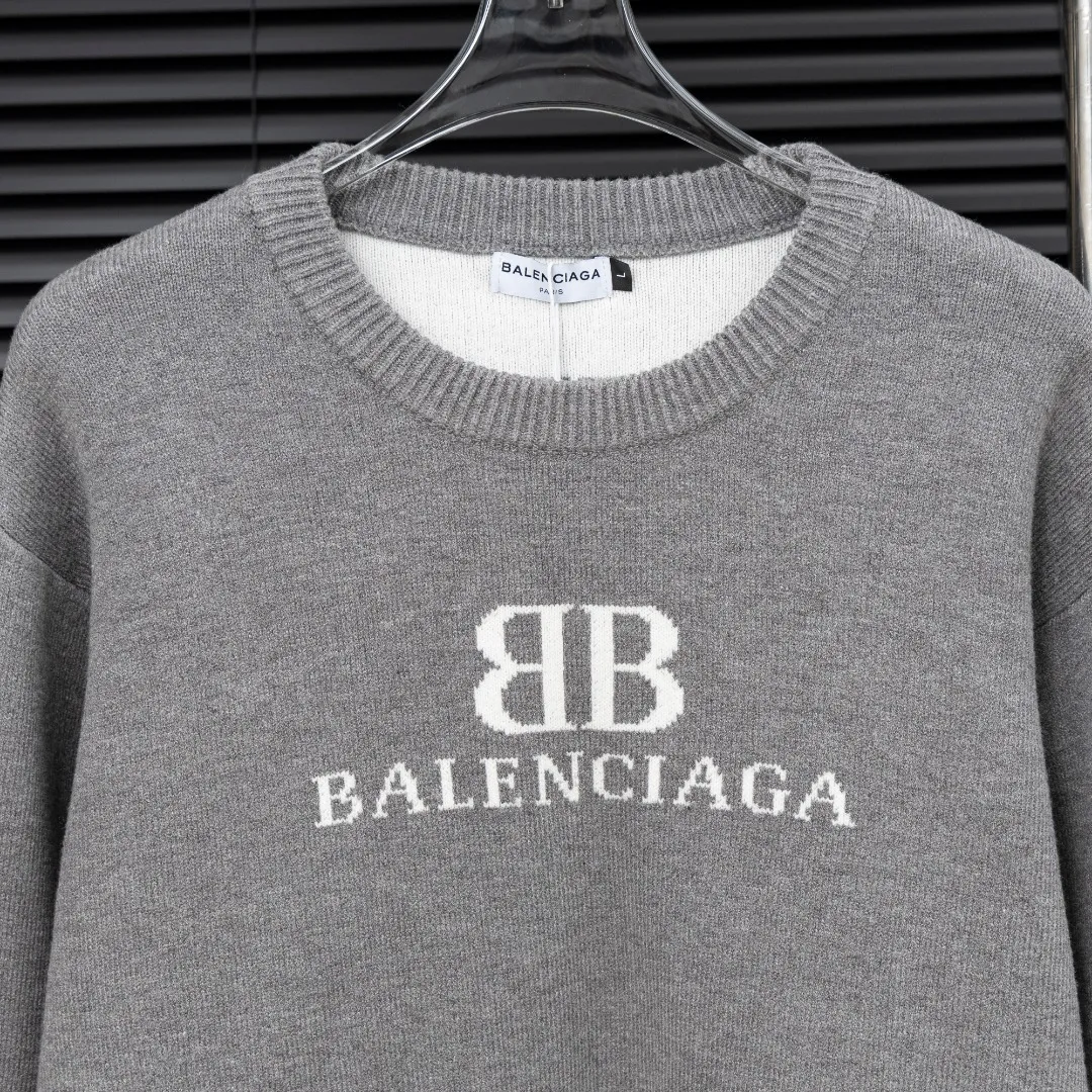 🅿️320 Style: BLA Balenciaga Double B knitted long-sleeved sweater Size: S-XXL Fabric: Wool blend Accessories: Full set of customized original accessories No gender distinction, same style for men and women