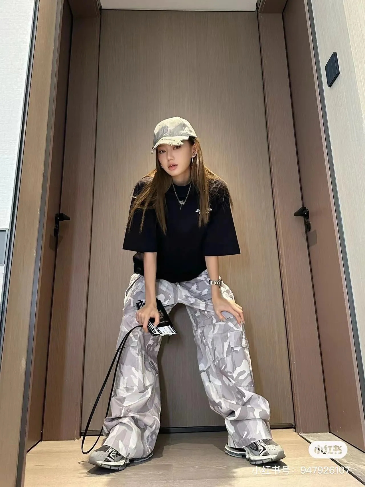 Model picture