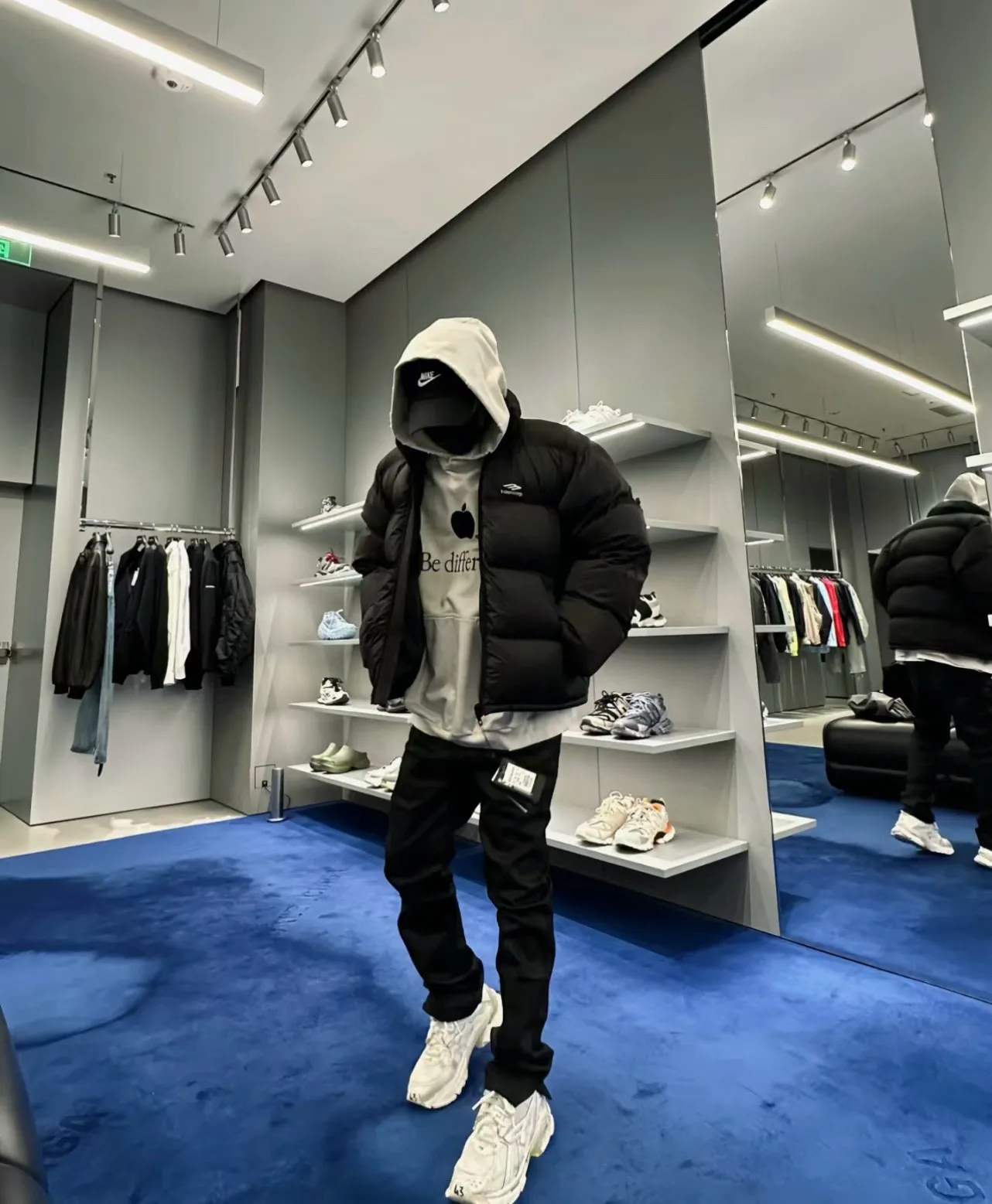 Balenciaga / Balenciaga 3B laser down jacket upper body information pictureℹ️