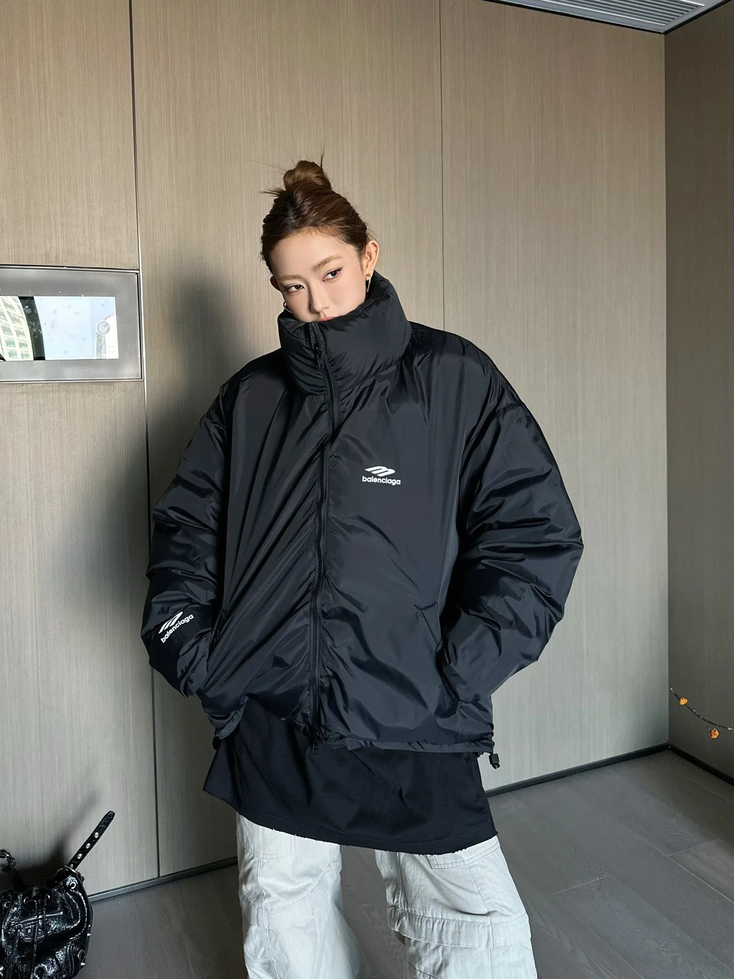 Balenciaga / Balenciaga Reversible Black and White Down Jacket Upper Body Information Pictureℹ️