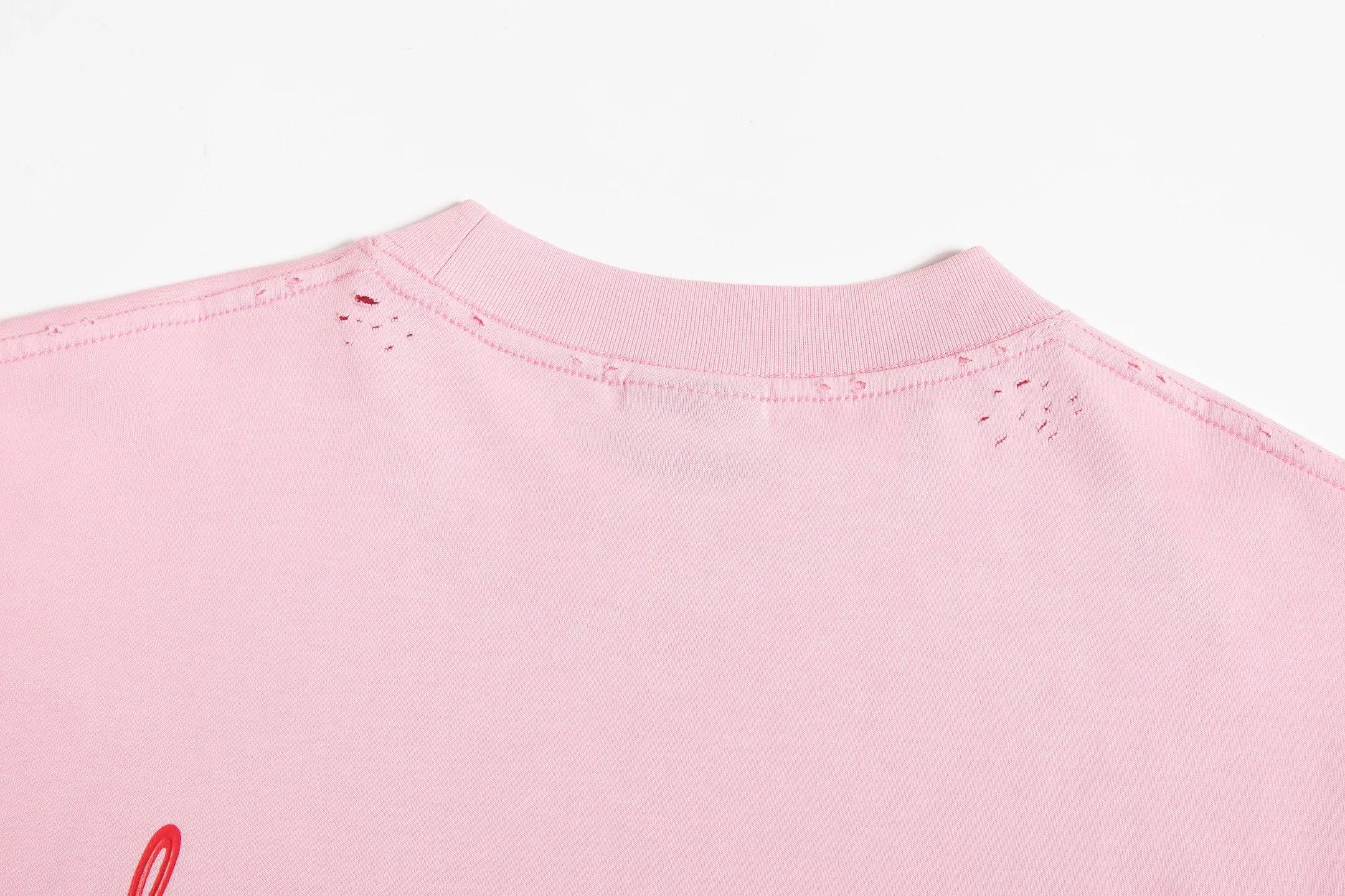 🅿️180 9159# Detailed picture Top version [[BALENCIA*GA] official website quality Paris's new Chinese Valentine's Day limited love LOGO printed short-sleeved T-shirt OS version Loose dropped shoulders Unisex style Fabric: 280 grams 100% cotton double yarn (three washing processes) Process: front and rear panel printing Garment wash Frayed Distressed Shape solid Color: Black Pink Size: XS S M L