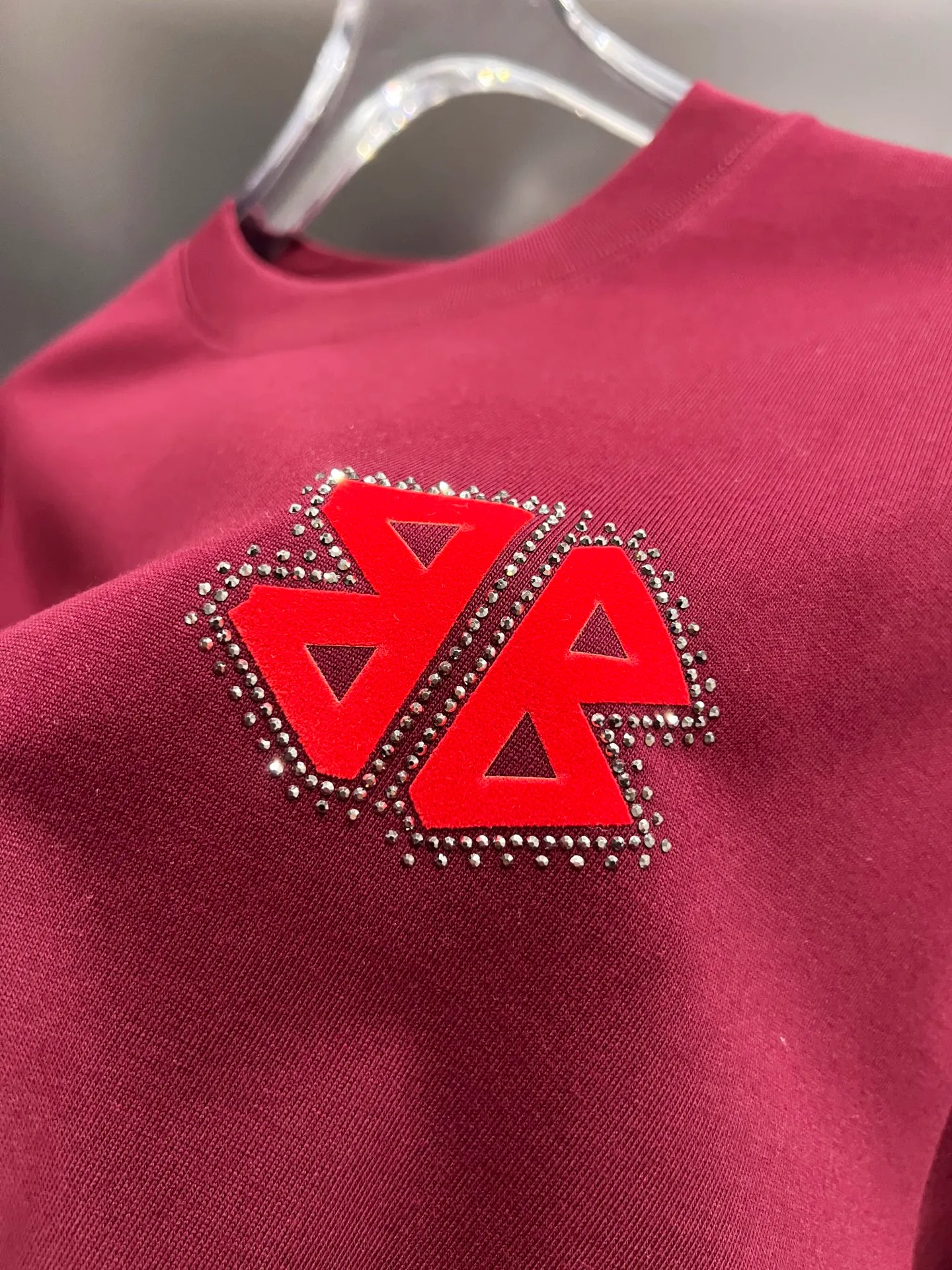 🅿️190 BAL Balenciaga 2025 autumn and winter new short-sleeved T-shirt, classic logo printing + hot diamond process, same style for men and women, loose version, S M L XL XXL, five sizes, color: black, white, Angora red