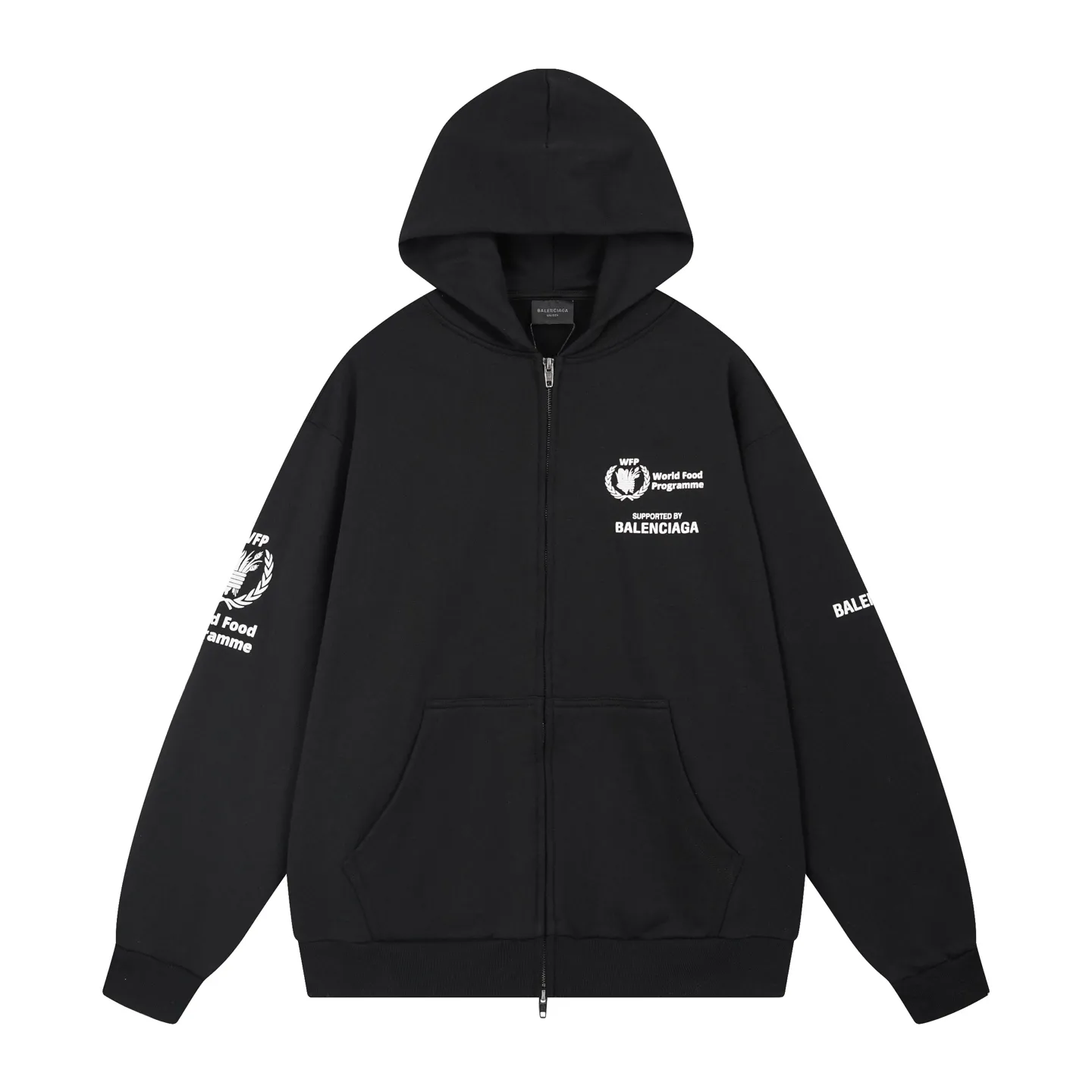🅿️370 photos [Top version. Official website quality] BALENCI*GA/Paris. 2025 new model. Co-signed by WFP. Foam three-dimensional printed hooded zipper cardigan sweatshirt with front and rear panels, left and right sleeves. Brick cabinets are synchronized. Genuine products are developed at the first time, and you can print and compare! The fabric is made of Paris ZP custom-woven and dyed cotton sweatshirt. Weighing 460 grams, the cloth surface is clean. The cloth pattern is clear, soft and comfortable. The threads are dyed with no color difference. The printing uses imported glue foam printing, the letters are clear and the effect is three-dimensional. The version adopts OS loose shoulder design. Same style for men and women. Code: BL259918 Color: Black Size: XS S M L