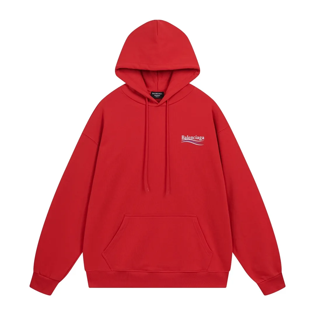 🅿️290 Detailed picture [Top version. Official website quality] BALENCI*GA/Paris #classic style, cola printed long-sleeved hooded sweatshirt. The fabric is made of Paris ZP custom-woven and dyed cotton sweatshirt. The weight is 450 grams. The cloth surface is clean. The cloth pattern is clear, soft and comfortable. The threads are dyed with no color difference. The classic pattern printing uses environmentally friendly imported glue and precision stencil. The letters are clear. No burrs. The three-dimensional effect is strong. All colors are synchronized with the brick cabinets, custom woven and dyed, and will not fade. Different market currencies. The version adopts OS loose shoulder design. Same style for men and women. Code: BL238031 Color: white, black, red, blue Size: XS S M L