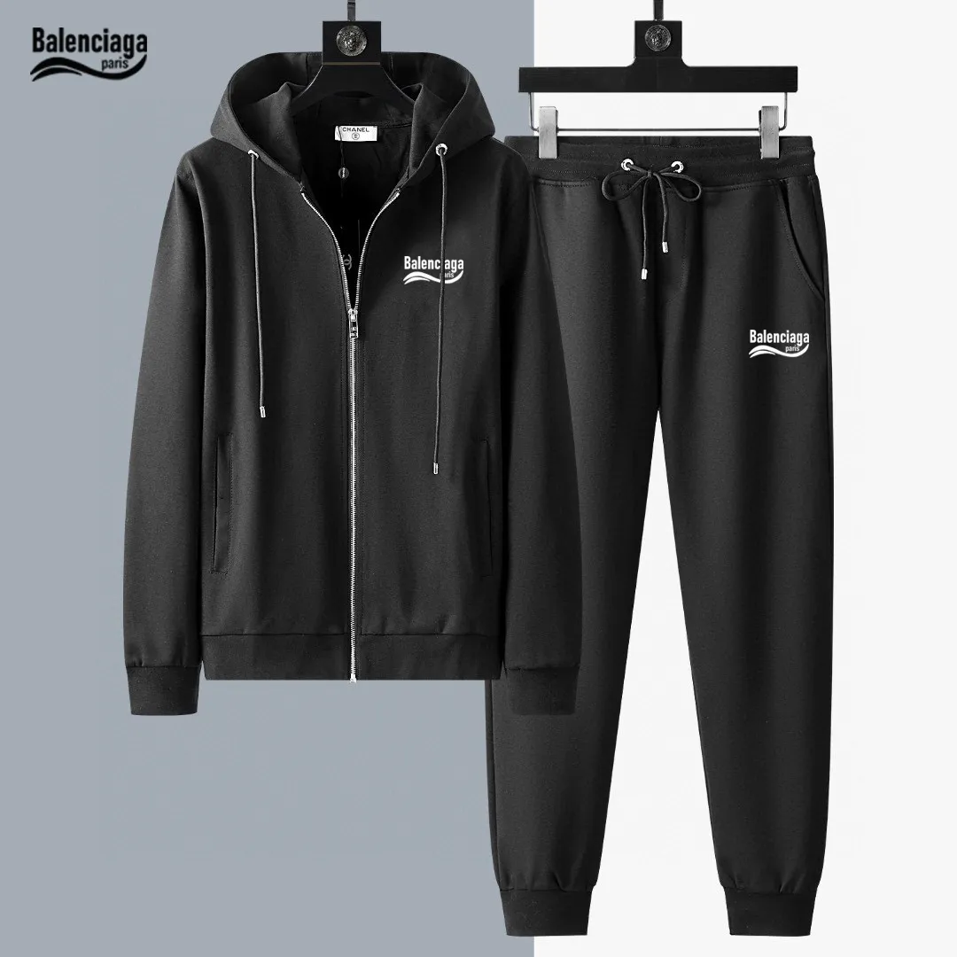 🅿️420 [BALENCIAGA] (Gospel for Fatty) hot-selling suit is coming. Focus on the original version of the official website. 2025 new hot-selling cardigan and sweatshirt suit. The original order is hard to buy🇭🇰. It is the meticulous work of top designers. It has a fitting and perfect upper body effect. All-natural high-quality Roman cotton 100%, close-fitting comfort, noble and elegant! Original hardware embodies elegance and nobility! Counter size: M-5XL (maximum wear up to 220 pounds)
