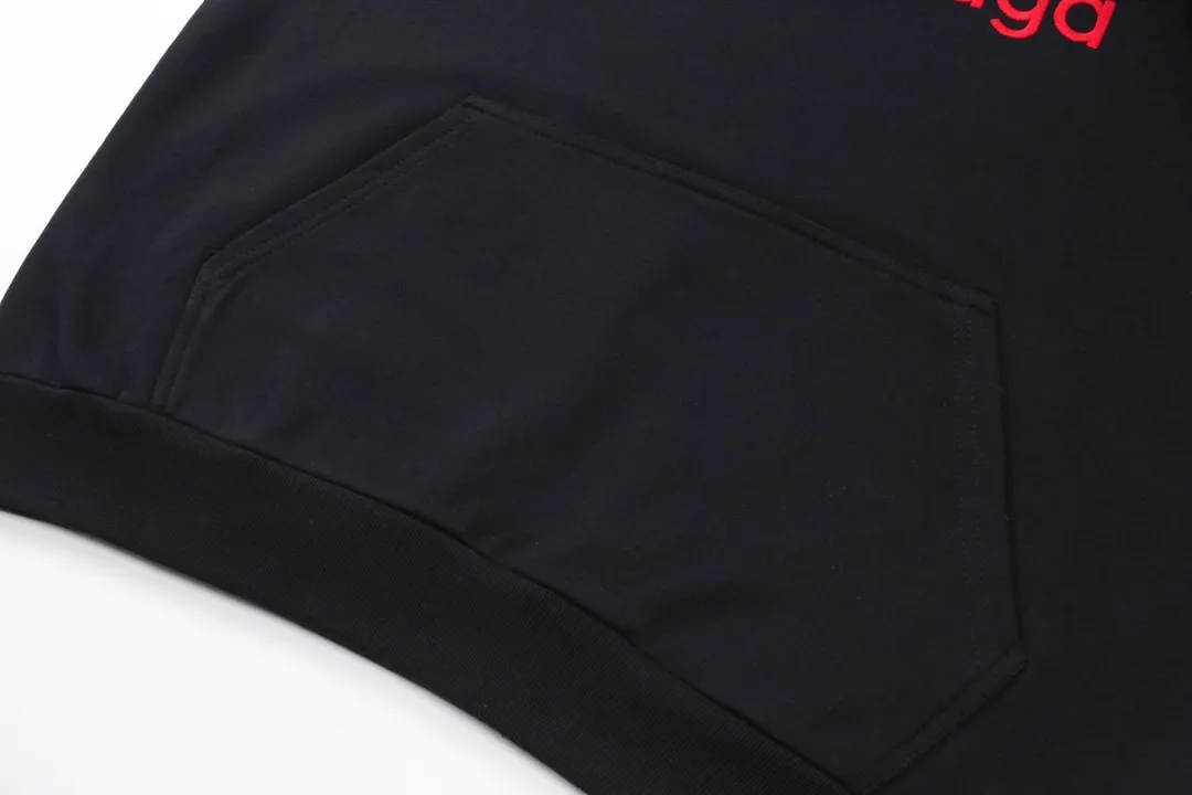 🅿️330 Detailed picture [Top version. Official website quality] BALENCI*GA/Paris co-branded Adidas classic LOGO combination on the front, embroidered hooded sweatshirt. The fabric is made of Paris ZP custom-woven and dyed cotton double yarn. Weighing 450 grams, the cloth surface is clean. The cloth pattern is clear, soft and comfortable. The color fastness is good. It is not easy to change color. The threads are dyed with no color difference. The classic letter LOGO embroidery is embroidered using imported Tajima embroidery machine. The lines are clear and the effect is three-dimensional. Restored brick cabinets. The version adopts OS loose shoulder design. Same style for men and women. Code: BL238096 Color: Black Size: XS S M L