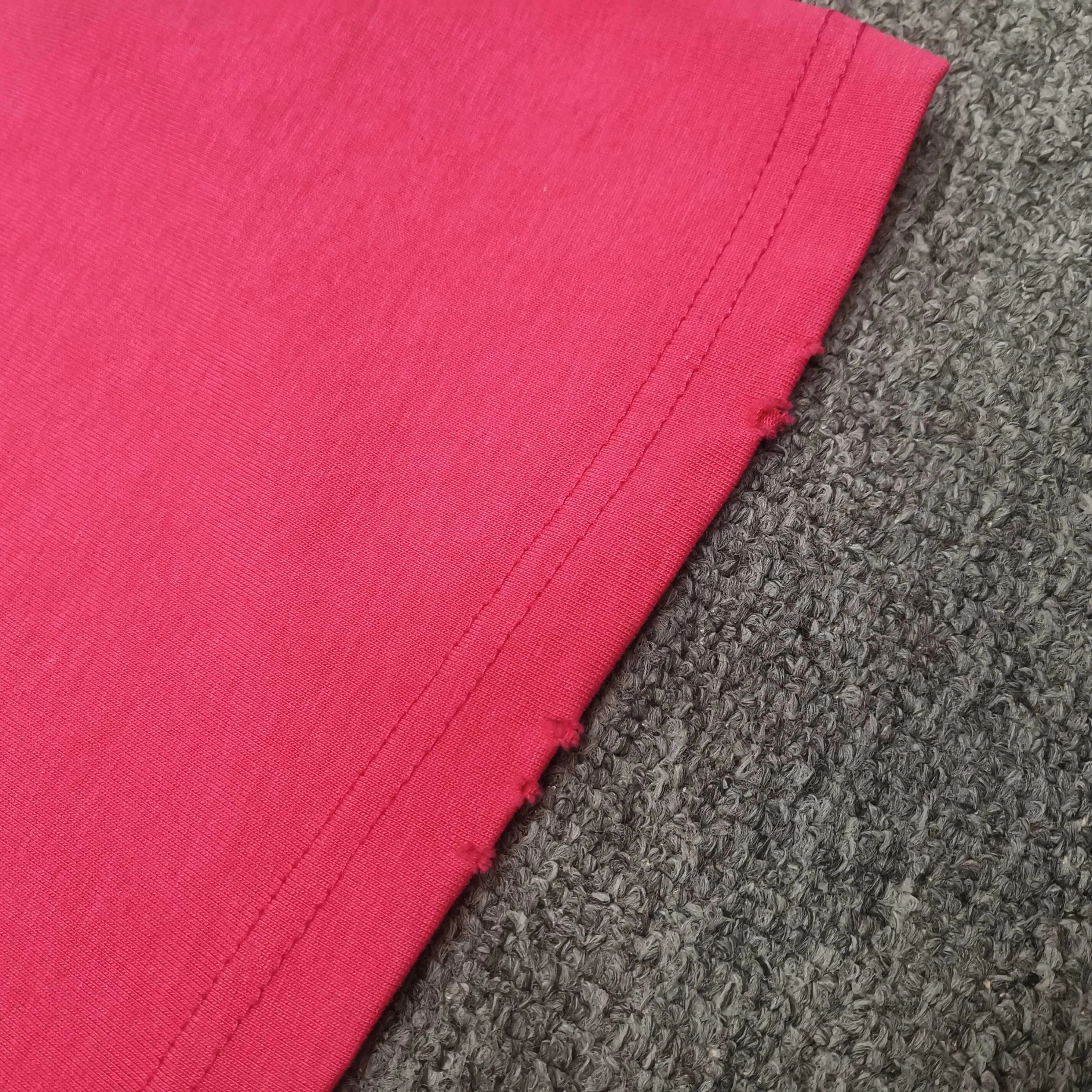 Top tested version ❤️ Balenciaga tape new style rose red front and back letter masking tape short-sleeved T-shirt 280 grams full of texture, clean cloth, soft and comfortable. Solona thread dyeing without color difference. The fabric is made of 16s single yarn combed cotton plain weave. The original is custom-dyed in gray and black, and the front panel is printed using an elliptical machine screen + digital direct inkjet integrated machine. Imported environmentally friendly glue + transparent slurry is used as a base and the digital slurry is scraped twice. The color is printed using digital direct inkjet printing. According to the original refined artwork, the color is deepened at the connection position of the letters. The overall visual effect is like a hand-made decal on textured paper. The back panel is printed with fluorescent ink, and all hand-painted blurred strokes at the connecting positions of the letters make the letters more three-dimensional in the overall visual effect. The ready-made garments are hand-worn and cut out, and softeners are added to sand-wash, stir-fry, make the color old and soft. os dropped shoulders, loose version, same style for men and women. Color: Rose Red Size: XS-L P:280