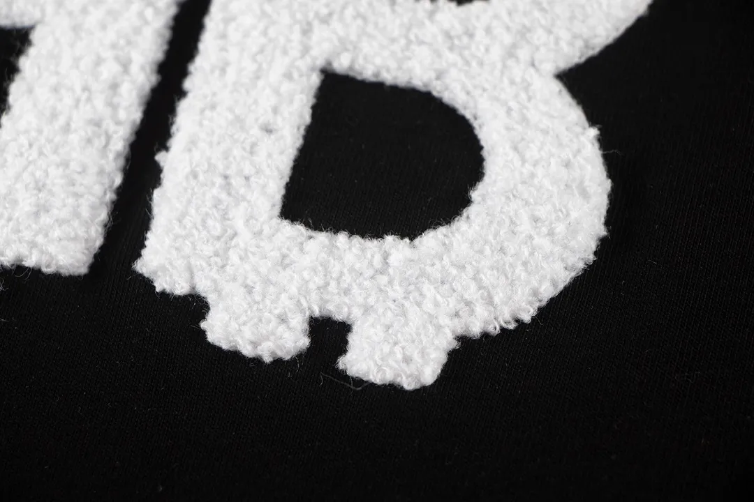 🅿️170 Balenciaga2026 new T-shirt Material: Made of high version 300g double yarn combed cotton Size: S M L XL Color: black and white Style number: W2640