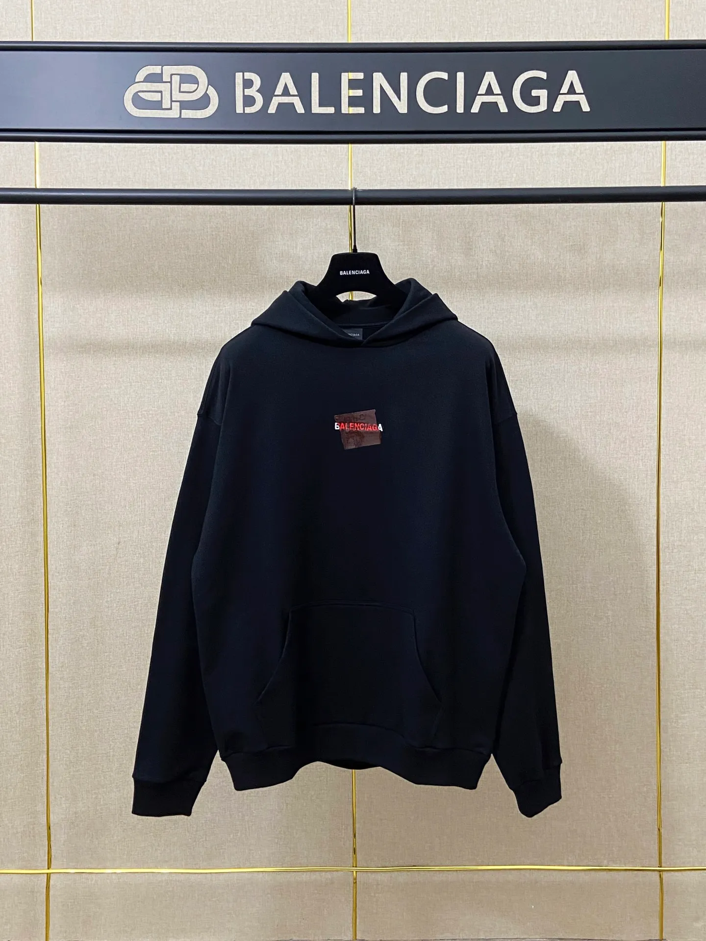 🅿️290 7201# Real photos Top version [[BALENCIA*GA] Official website quality Paris new front and back letter LOGO embroidered tape taped hooded sweatshirt OS version Loose dropped shoulders Unisex style Fabric: 480g 100% cotton terry Davidson Technics: Front and back embroidery, taped Garment wash Shaping Fixing Color: Black Blue Size: XS S M L