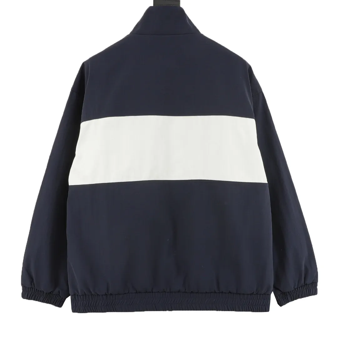 🅿️570 Balenciaga/Balenciaga three-color double-ring printed stand-up collar jacket. It is made of customized matt Taslan professional fabrics, plus three-proof coating process, Teflon anti-fouling treatment, anti-oil stains and easy to clean, polyester high-density bird's eye mesh lining, three-dimensional circulation breathable structure, quick moisture export, anti-static treatment, more comfortable to wear in autumn and winter, imported environmentally friendly glue screen printing, custom hardware zipper double puller LOGO, custom accessories three labels Size: XS-L