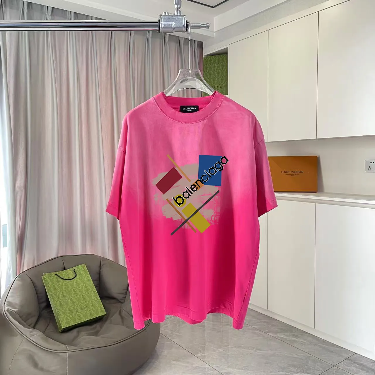 🅿️190 BALENCI*GA Paris 2025 summer new style, washed, distressed, spray-painted, personalized letter logo printing, customized fabric 320g, short-sleeved T-shirt, same style for men and women, size: S M L XL XXL five codes, color: black, white, gradient black, gradient red