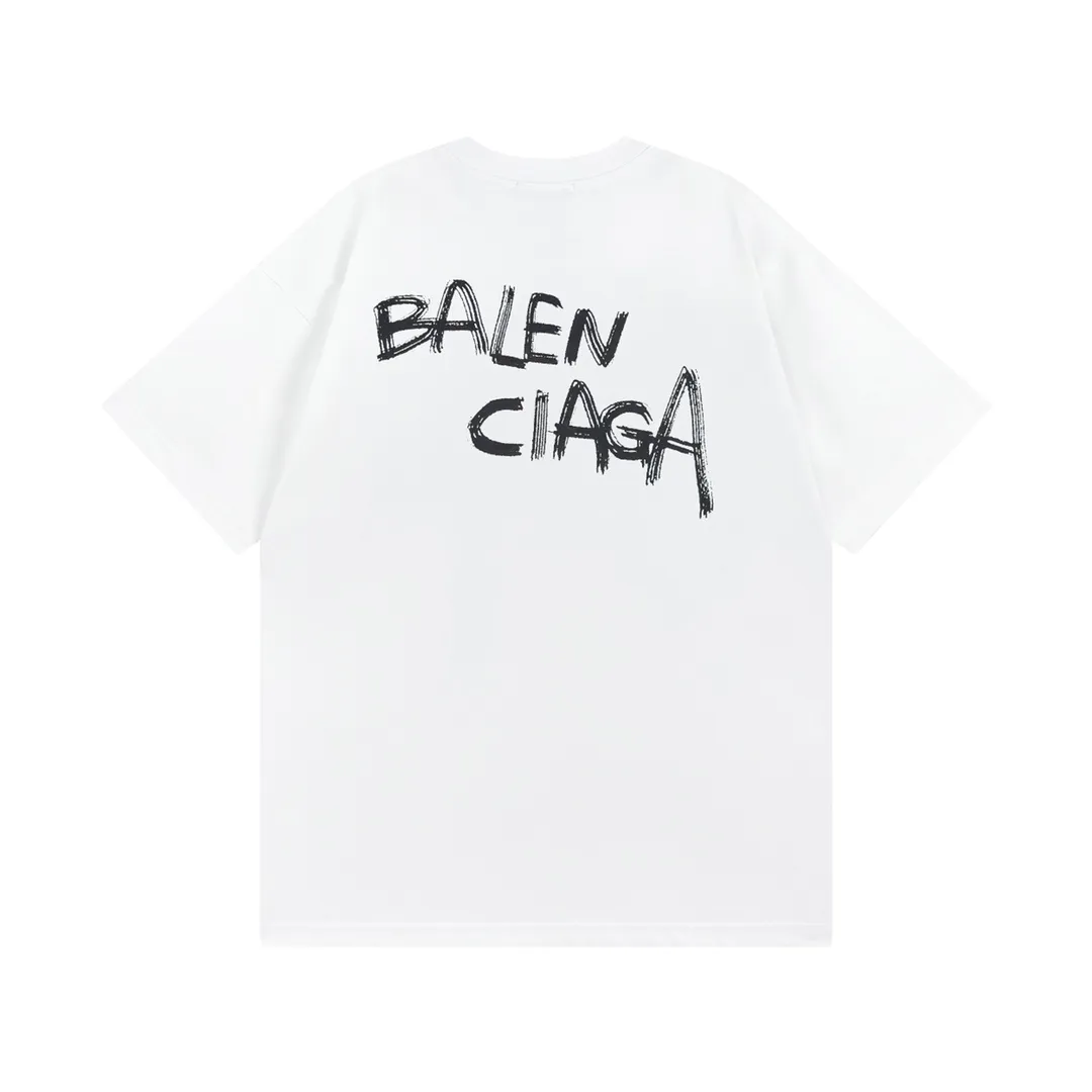 🅿️170 Detailed Pictures [Top version. Official website quality] BALENCI*GA/Paris #front and back initialed letter graffiti short-sleeved T-shirt #brick cabinet synchronization.                       The fabric is made of Paris ZP custom-woven and dyed cotton double yarn, with a weight of 260 grams. The cloth surface is clean. The cloth pattern is clear, soft and comfortable. It has good color fastness and is not easy to change color. The printing has a hand-painted effect. Imported rubber paddles. Restored brick cabinets. The version adopts OS loose shoulder design. Same style for men and women. Code: BL223083 Color: Royal blue. White Size: XS to L
