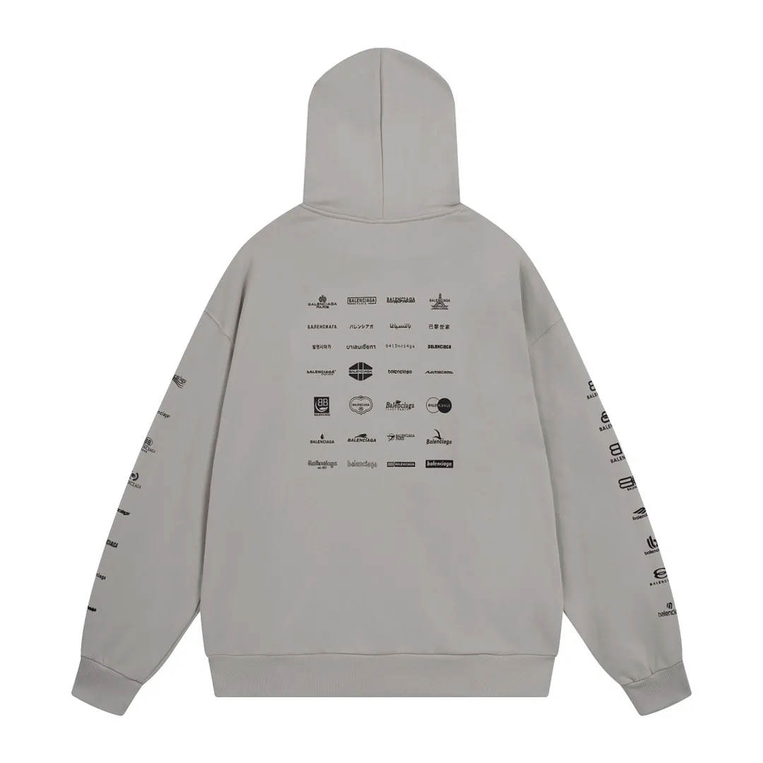 🅿️300 Detailed picture [Top version. Official website quality] BALENCI*GA/Paris BALENCI*GA#2023 spring and summer new style, long-sleeved sweatshirt with classic LOGO printed all over it. 2023 autumn and winter new product. Brick cabinet synchronization. The fabric is made of Paris ZP custom-woven and dyed cotton double yarn sweatshirt. The weight is 450 grams, the cloth surface is clean. The cloth texture is clear. Soft and comfortable. Good color fastness. Not easy to change color. The threads are woven and dyed with no color difference. The printing uses imported environmentally friendly rubber paddles, precision stencils, fine LOGO letters, clear letters, no burrs, and a three-dimensional effect. Restore brick cabinet. The version adopts OS loose shoulder style. Same style for men and women. Code: BL238002 Color: black, beige, pink, smoke gray. Size: XS S M L