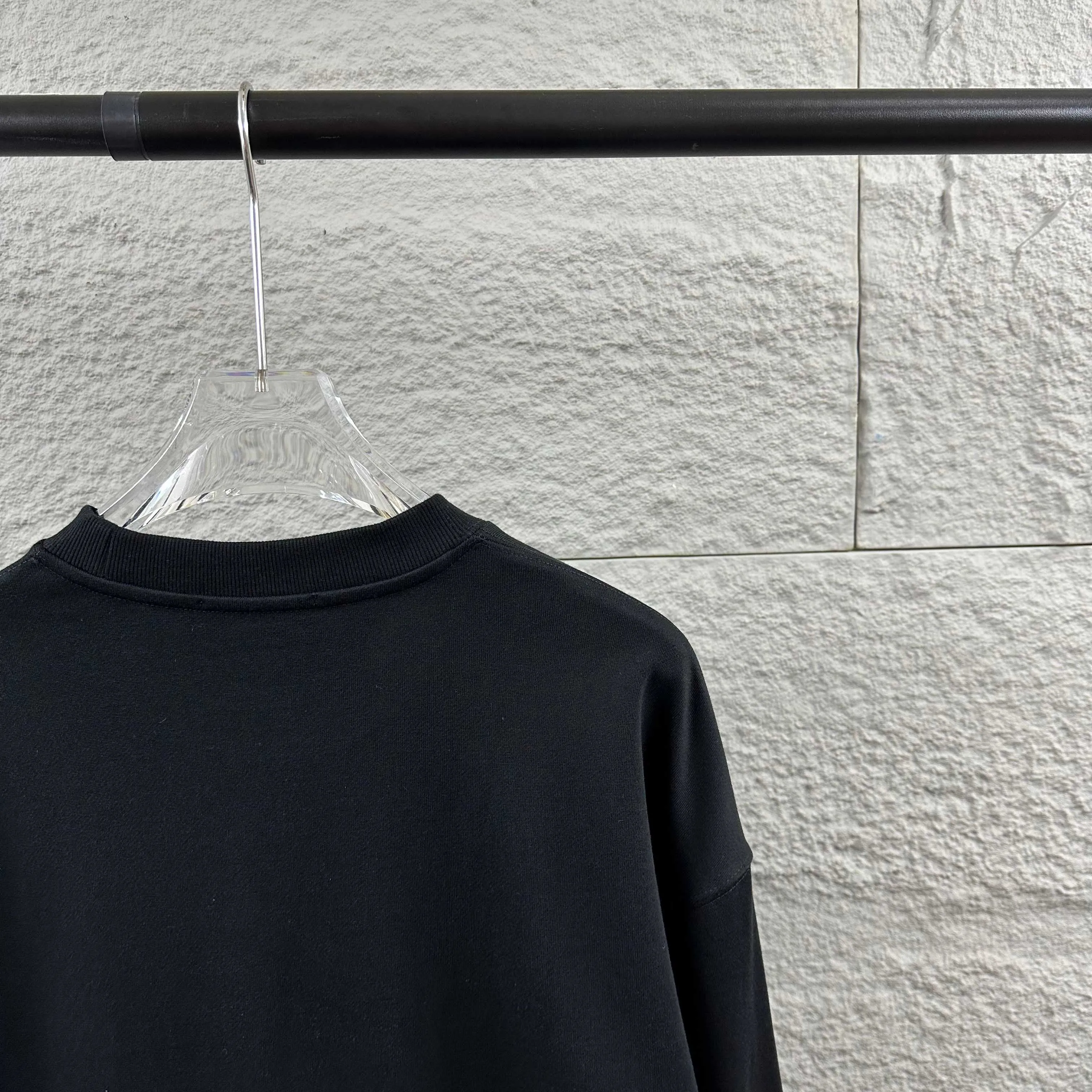 🅿️260 BALENCI*GA Paris 2025 early autumn and winter new long-sleeved sweatshirt, classic letter three-dimensional pearl craftsmanship, custom terry fabric, round neck pullover, same style for men and women Color: black white Size: S (90-130 catties) M (120-150 catties) L (140-165 catties) XL (160-180 catties) XXL (180-210 pounds)