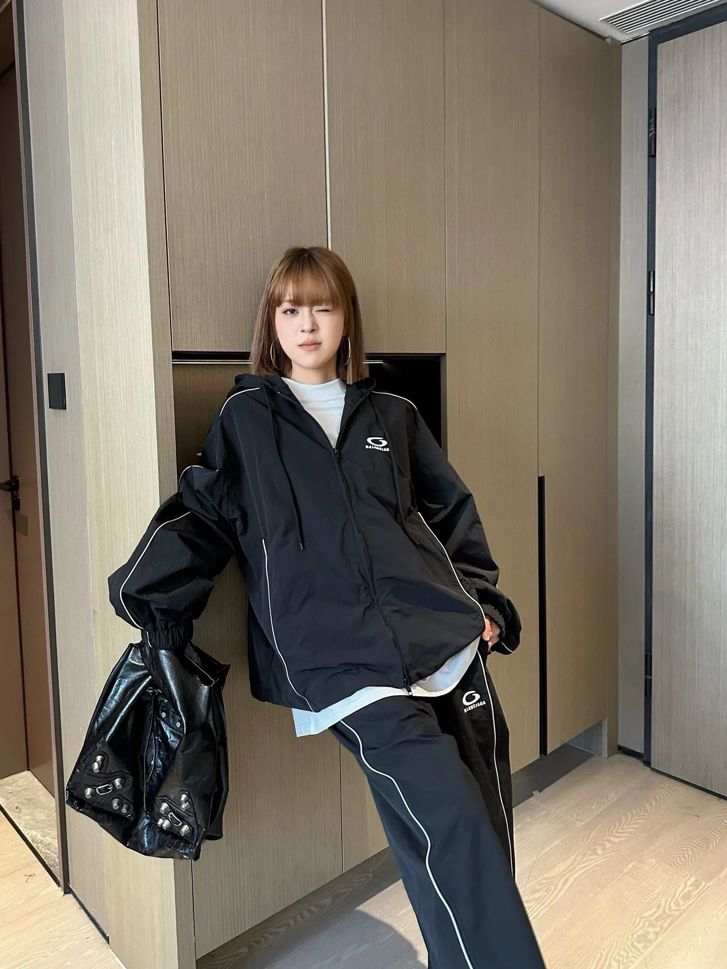 Model picture