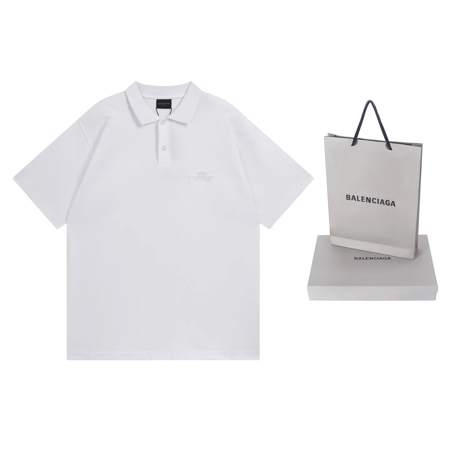 🅿️220 Real photos [Top version. Official website quality] BALENCI*GA/Paris #2025 new Paris letter LOGO embroidered POLO shirt, full of design, welcome to compare. The fabric is made of Paris ZP custom-woven and dyed cotton pique, with a weight of 260 grams. The cloth surface is clean. The cloth pattern is clear, soft and comfortable. The threads are woven and dyed with no color difference. The embroidered LOGO is embroidered using imported Tajima embroidery machine. The effect is three-dimensional. Restore the brick cabinet, adopt OS loose shoulder style. Same style for men and women. Coding: BL252218 Color: black, white Size: XS S M L