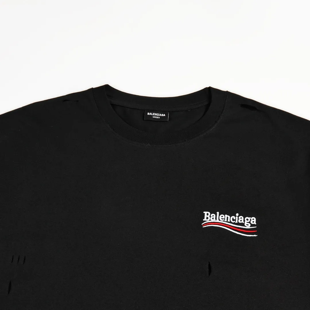 🅿️160 9116# Detailed picture Top version [[BALENCIA*GA] official website quality Paris new Coke embroidered short-sleeved T-shirt OS version Loose dropped shoulders Unisex style Fabric: 260g 100% cotton double yarn Technology: Front and back embroidery Garment washing Shape solid Color: Black White Size: XS S M L