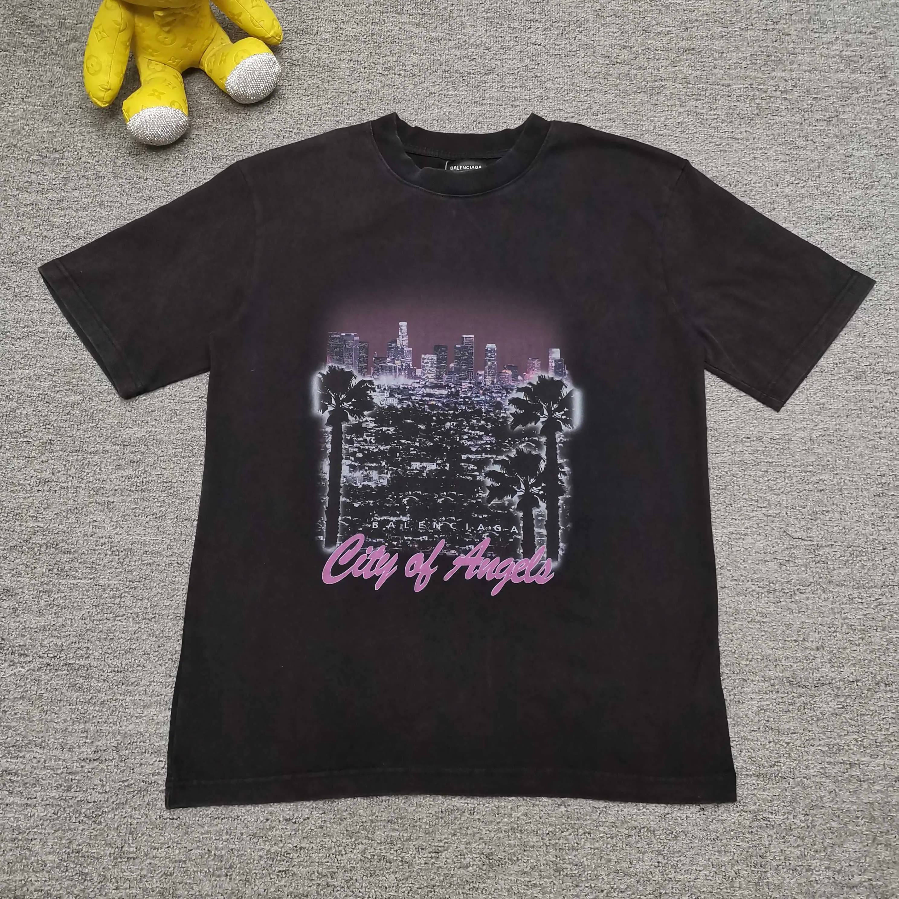 Balenciaga Balenciaga SS25 star-style casual short-sleeved T-shirt, loose fit, same style for men and women Color: Black Size: XS S M L P260