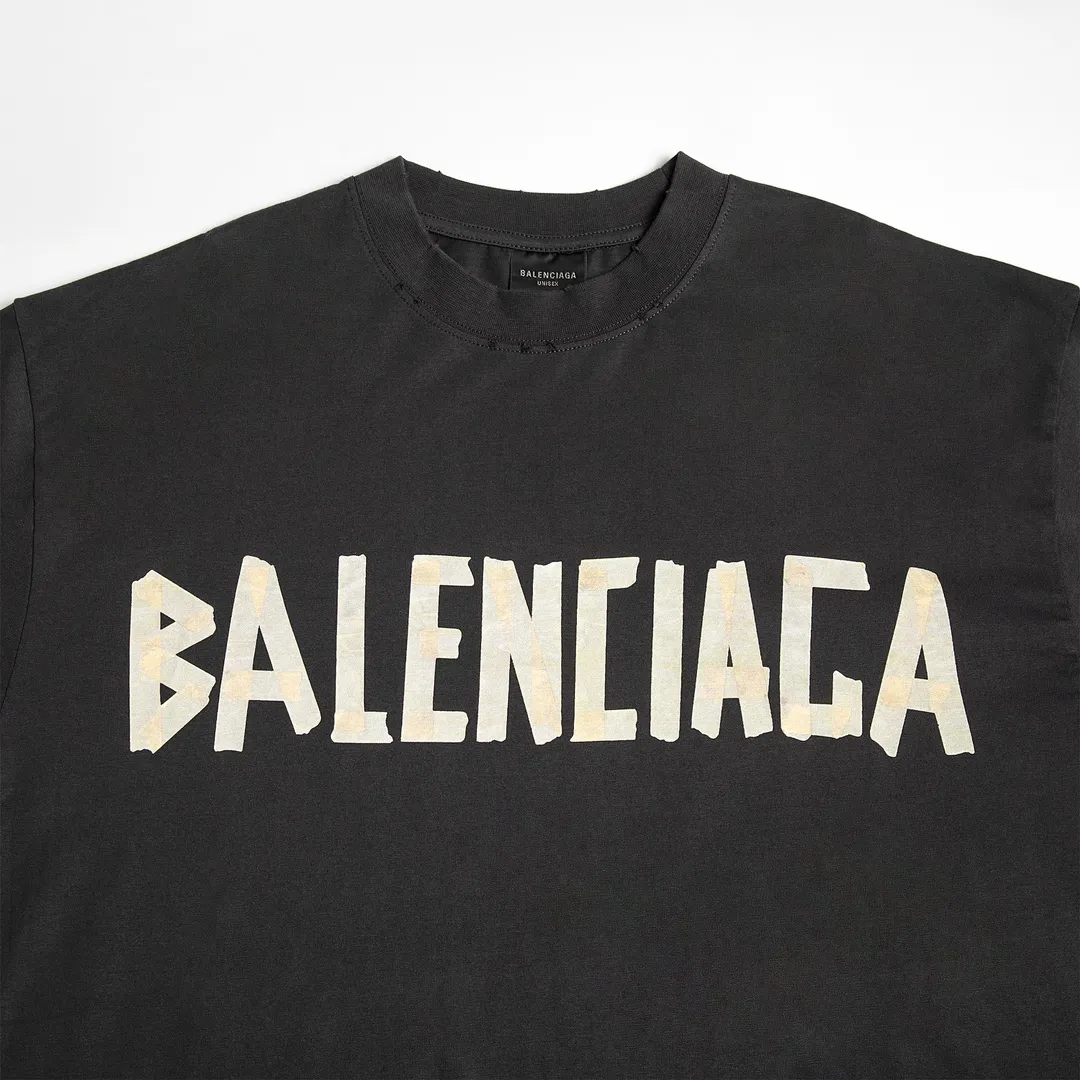 🅿️200 8110# Detailed picture Top version [[BALENCIA*GA] official website quality Paris new yellow tape digital direct spray long-sleeved T-shirt OS version Loose dropped shoulders Unisex fabric: 260g 100% cotton double yarn Process: front and rear digital direct spray Garment wash worn distressed fixed color solid Color: gray blue black white washed blue wine red green Size: XS S M L