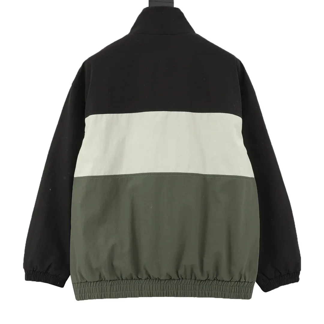 🅿️570 Balenciaga/Balenciaga three-color double-ring printed stand-up collar jacket. It is made of customized matt Taslan professional fabrics, plus three-proof coating process, Teflon anti-fouling treatment, anti-oil stains and easy to clean, polyester high-density bird's eye mesh lining, three-dimensional circulation breathable structure, quick moisture export, anti-static treatment, more comfortable to wear in autumn and winter, imported environmentally friendly glue screen printing, custom hardware zipper double puller LOGO, custom accessories three labels Size: XS-L