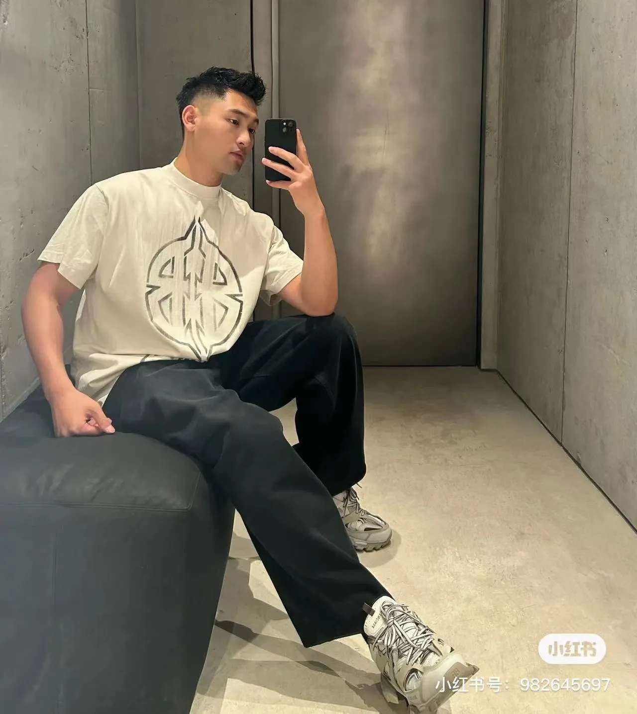Model picture