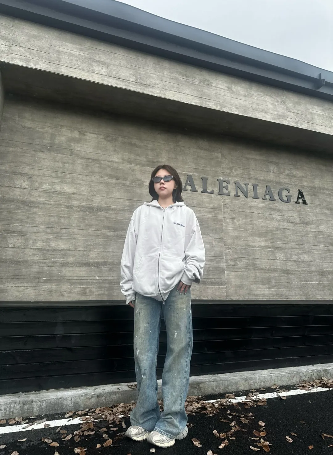 Model picture
