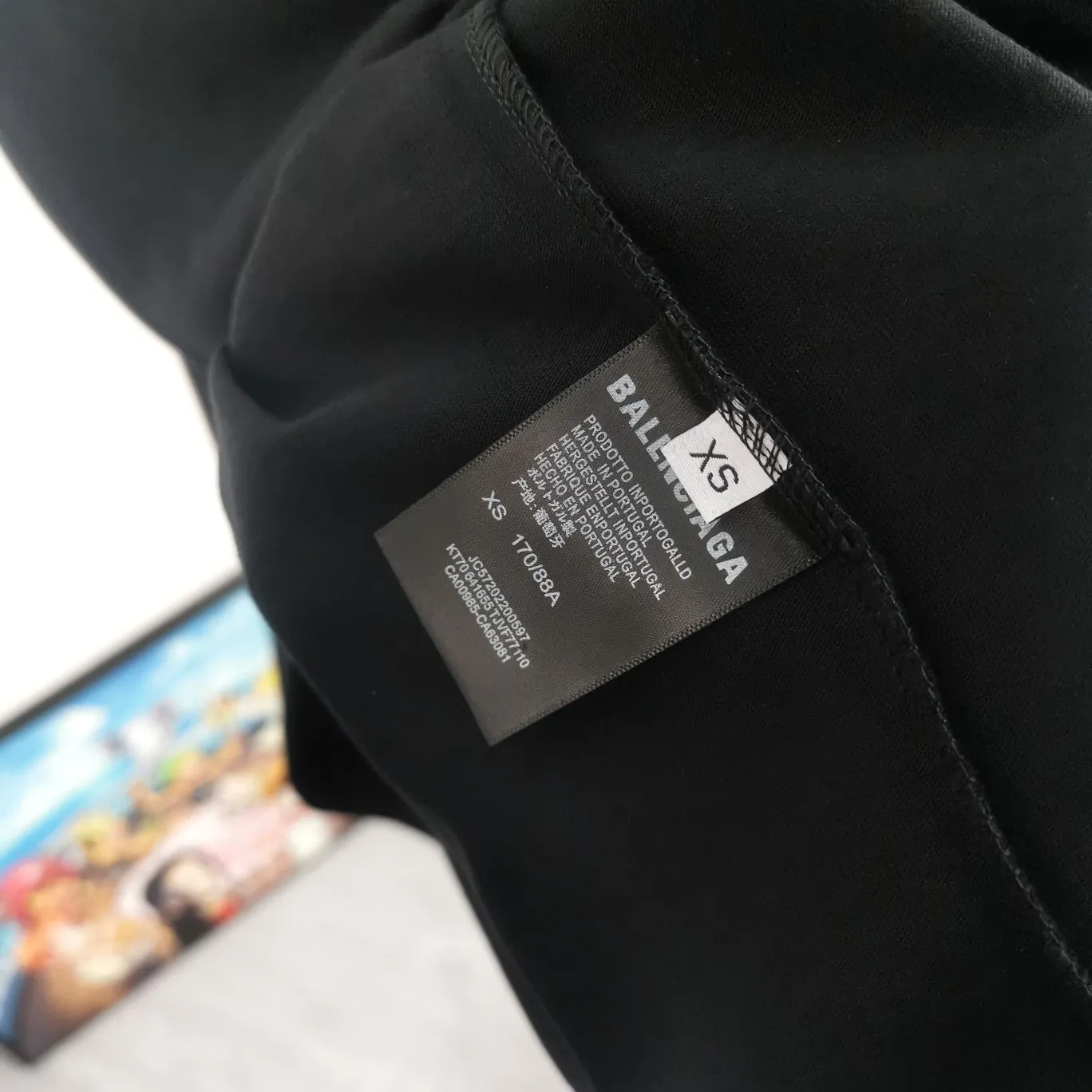 [Launched] Top tested version BALENCIAGA CREW staff limited edition short-sleeved t-shirt for male and female couples, pure cotton celebrity style. As a limited-edition short-sleeved shirt for Balenciaga’s 20th anniversary staff, it is full of Parisian feelings, highly recommended! ! The letters on the chest are also very simple and elegant, and the shape is super OS. The whole dress has been washed, and the 280g combed cotton fabric is very textured and you can touch it! High-definition imported glue and high-coverage screen printing on the chest, the dots are very precise. Color: Peach Pink Black White Size: XS-L P:250