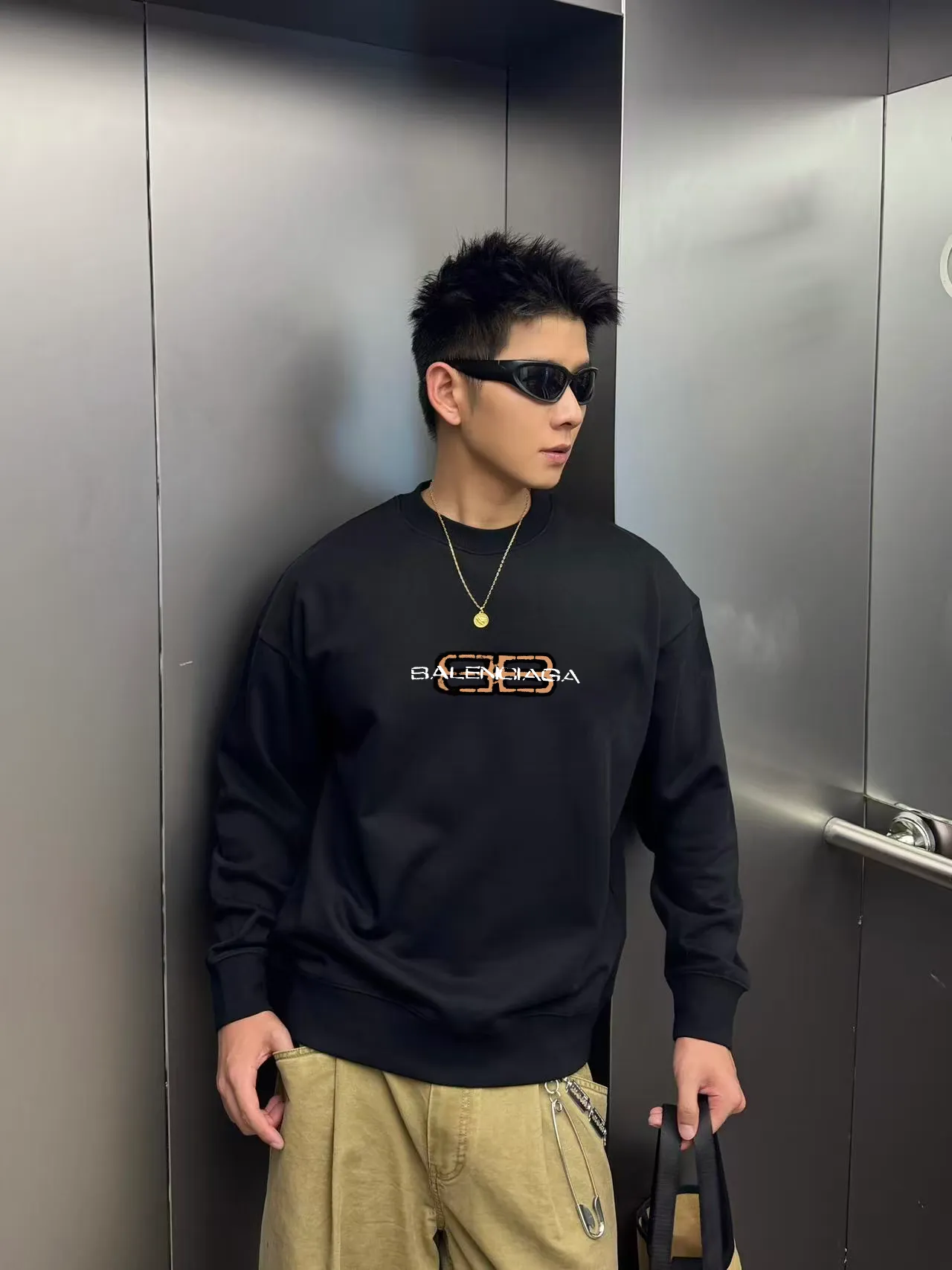 Model picture