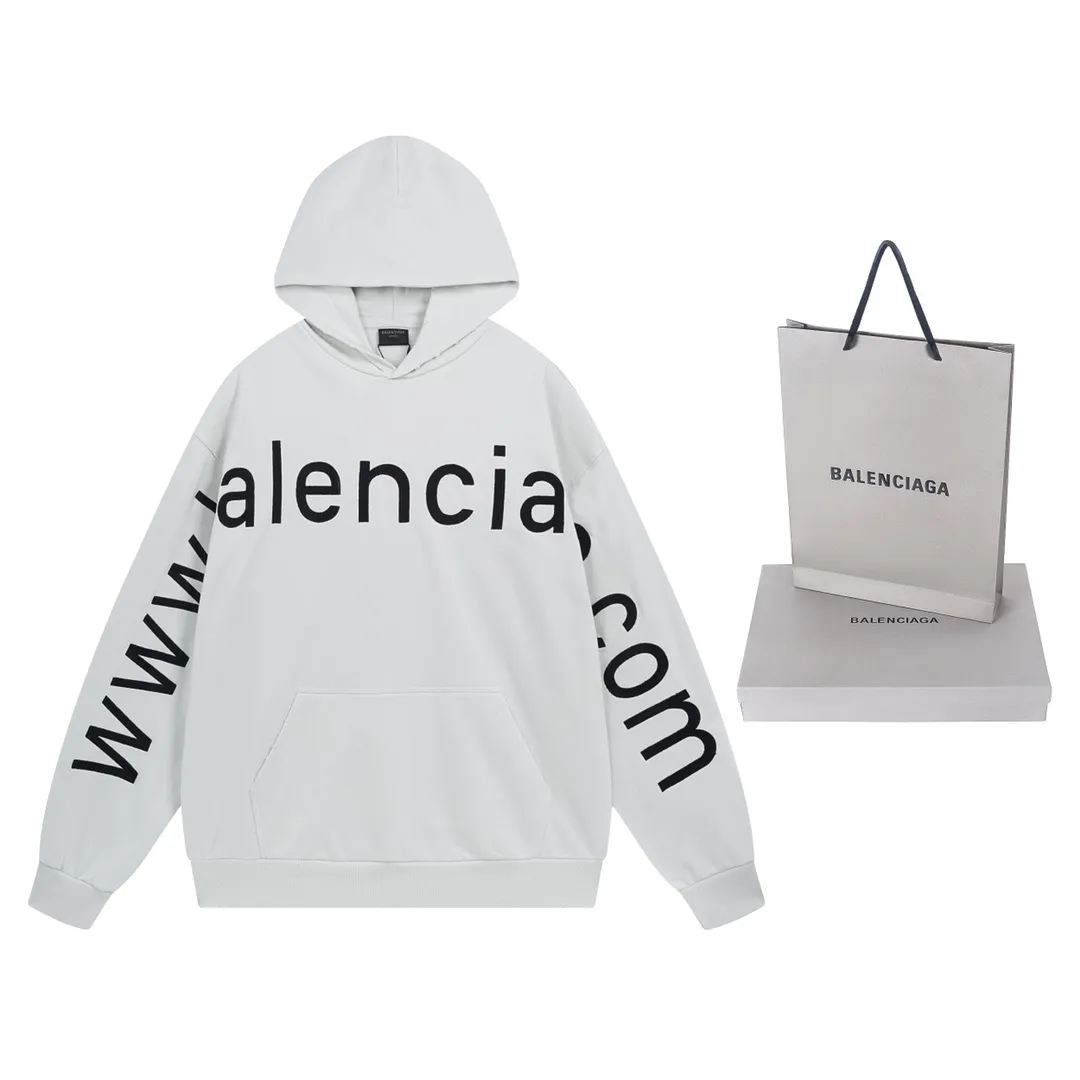🅿️356 Detailed picture [Top version. Official website quality] BALENCI*GA/Paris BALENCI*GA#2024 latest model, Paris website embroidered letters large LOGO long-sleeved T-shirt. Brick cabinet sync. The first genuine product was developed, with over 200,000 stitches of counter-position embroidery on the chest. Notice! ️Full letter embroidery, welcome to compare! The fabric is made of Paris ZP custom-woven and dyed cotton sweatshirt. The weight is 450 grams. The cloth surface is clean. The cloth pattern is clear. It is soft and comfortable. It has good color fastness and is not easy to change color. The threads are woven and dyed with no color difference. The embroidery is done using imported Tajima embroidery machines. Super 20W needle thread embroidery, accurate positioning, three-dimensional effect, clear lines. No burrs and miscellaneous threads, ultra-high craftsmanship embroidery. The version adopts OS loose shoulder design. Same style for men and women. Code: BL238005 Color: Black. White. Size: XS S M L